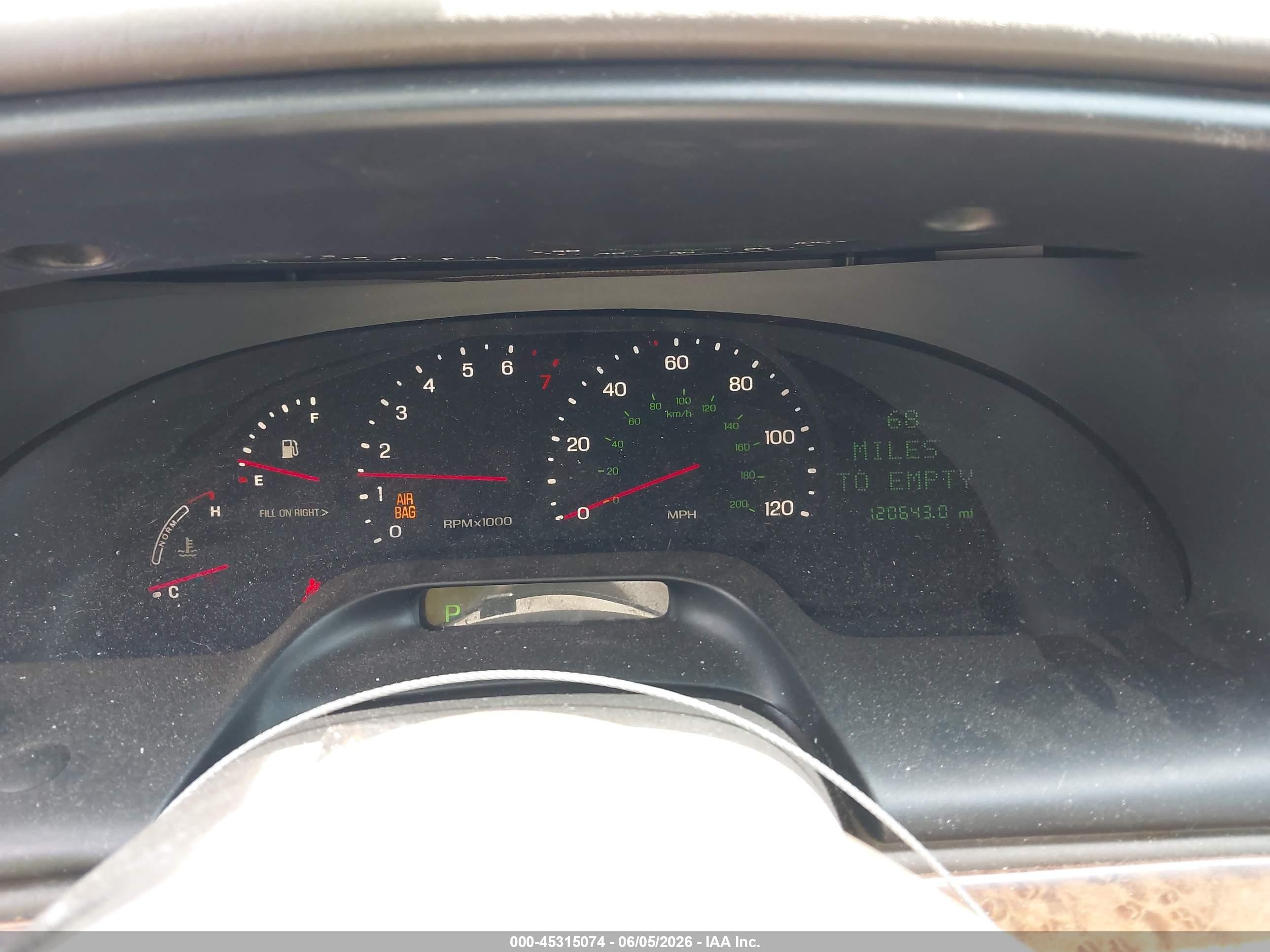 2000 Lincoln Continental Black vin: 1LNHM97V0YY764291