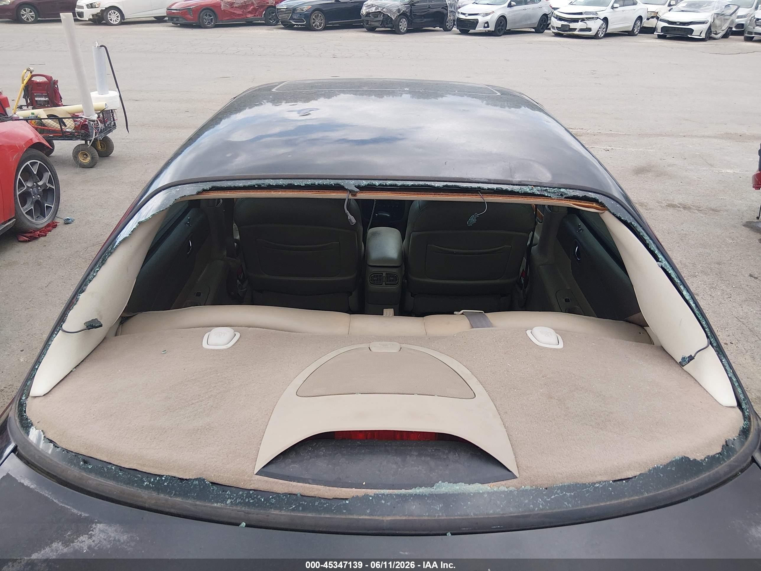 2000 Lincoln Continental   Black vin: 1LNHM97V0YY779745