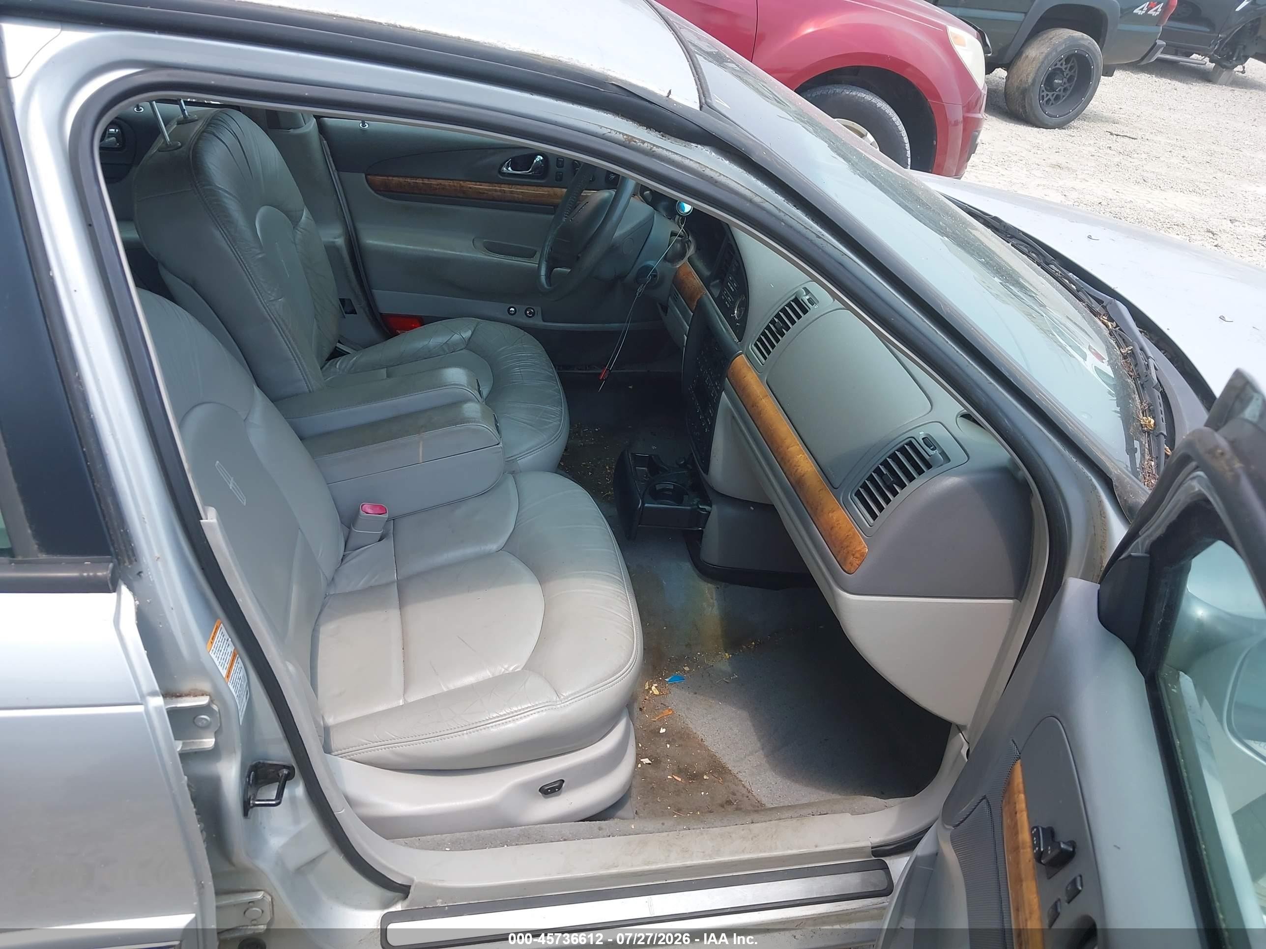 2000 Lincoln Continental   Gray vin: 1LNHM97V0YY814655