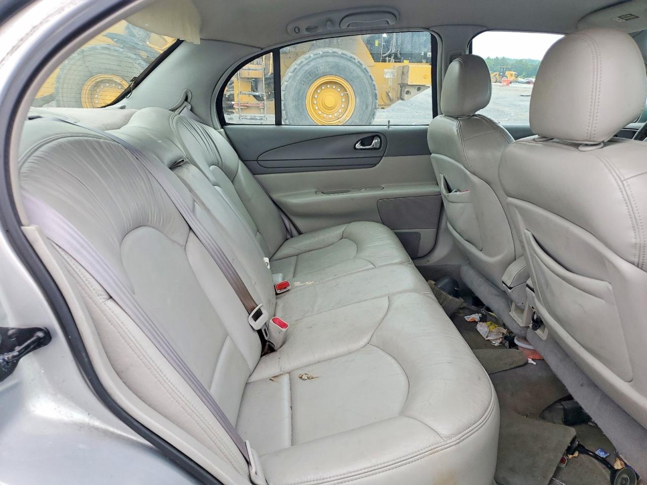 2000 Lincoln Continental Silver vin: 1LNHM97V0YY874645