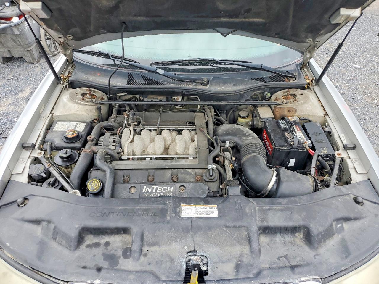 2000 Lincoln Continental Silver vin: 1LNHM97V0YY874645