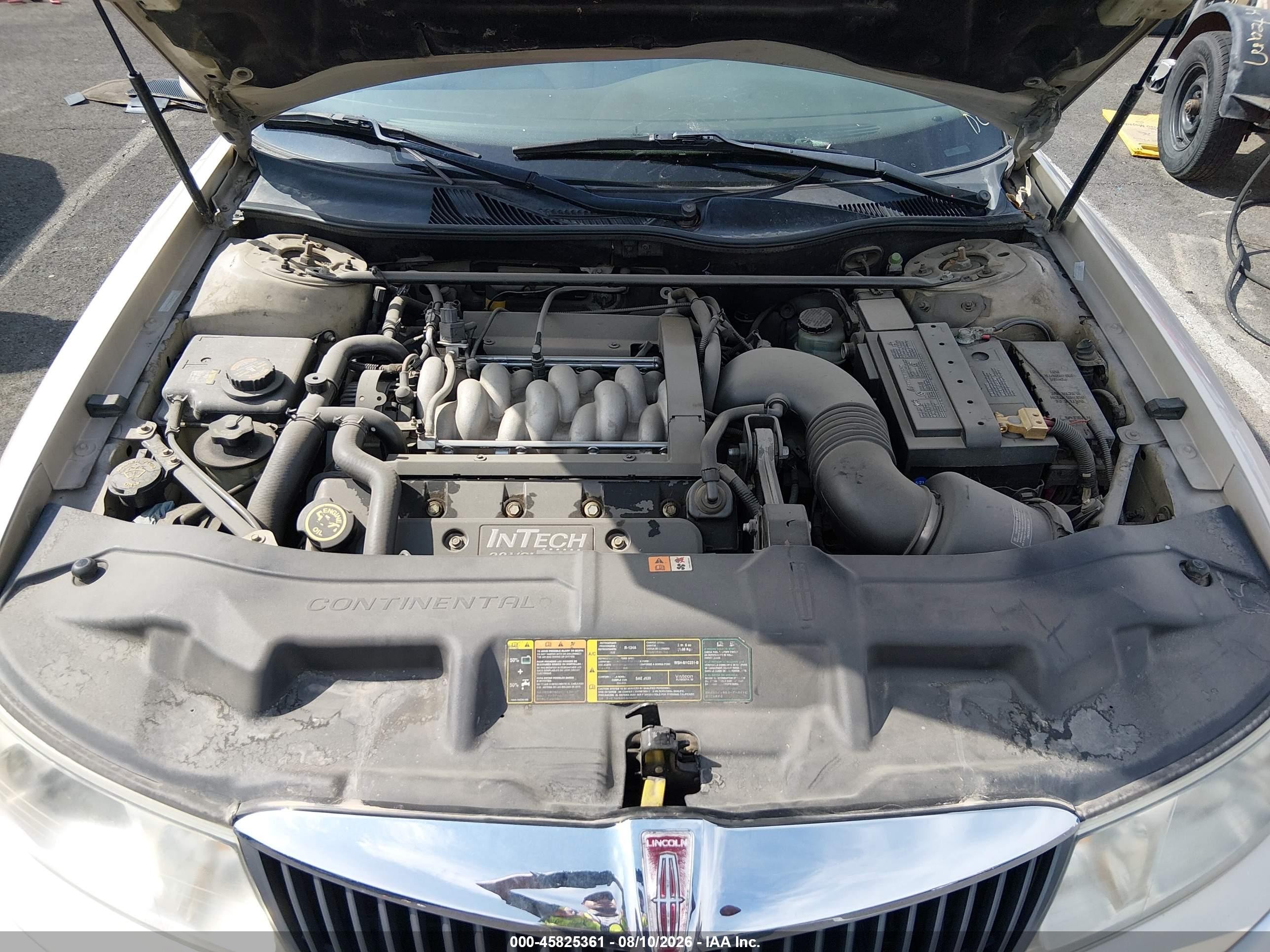 2001 Lincoln Continental   Beige vin: 1LNHM97V41Y600418