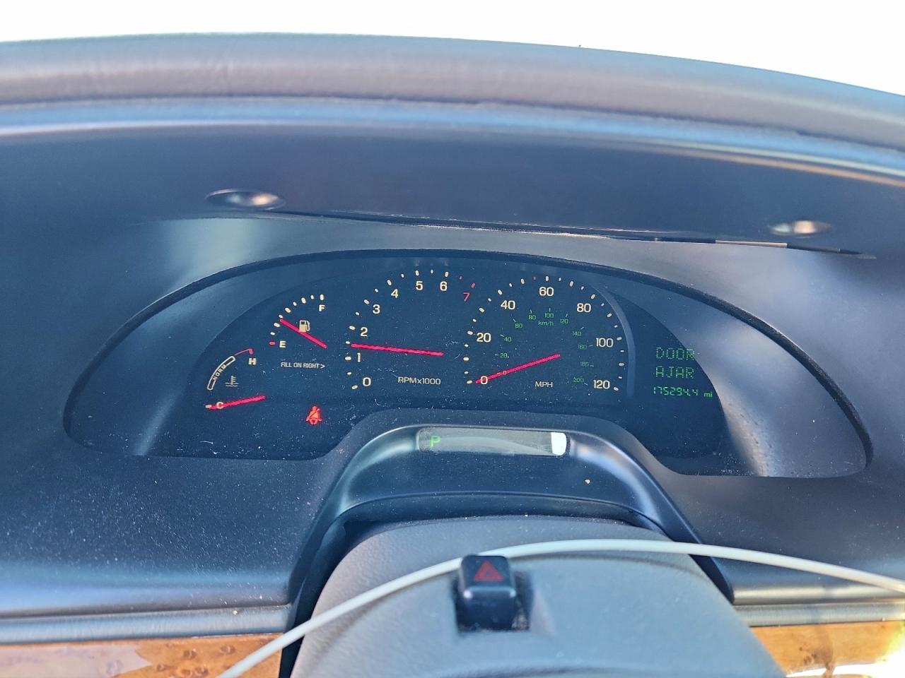 1999 Lincoln Continental Gray vin: 1LNHM97V5XY610030