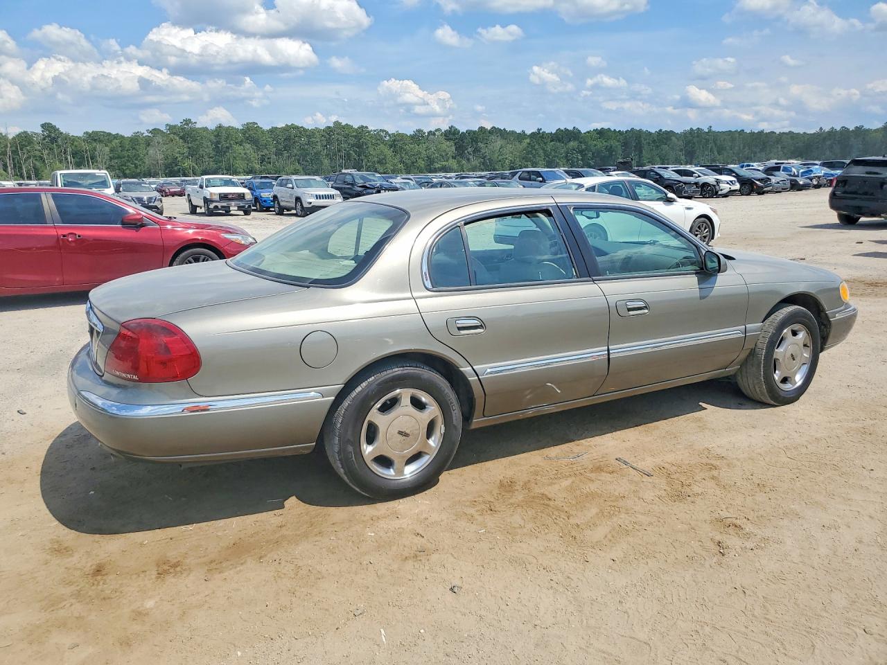 2000 Lincoln Continental Gray vin: 1LNHM97V6YY802557