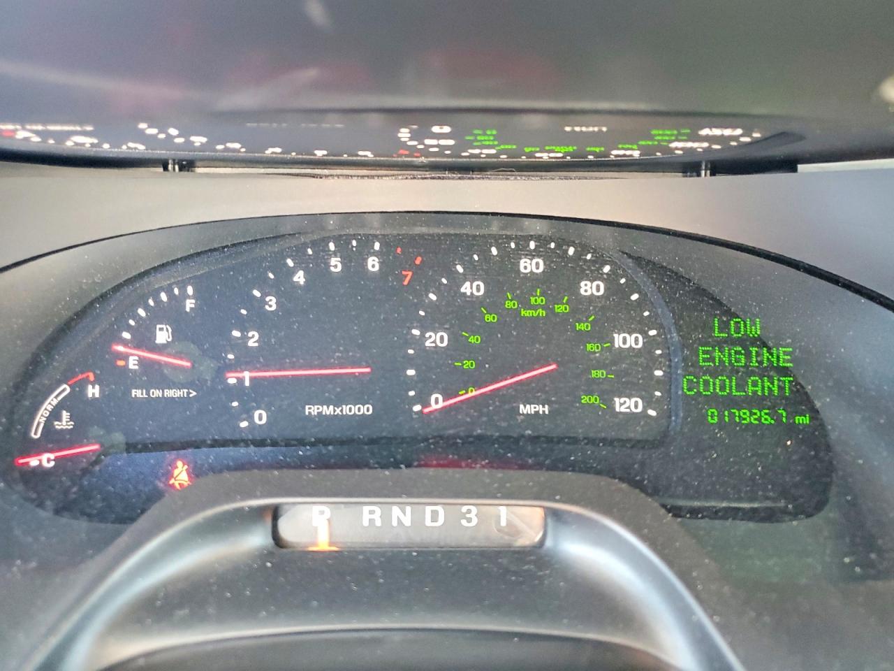 2002 Lincoln Continental Cream vin: 1LNHM97V92Y600531