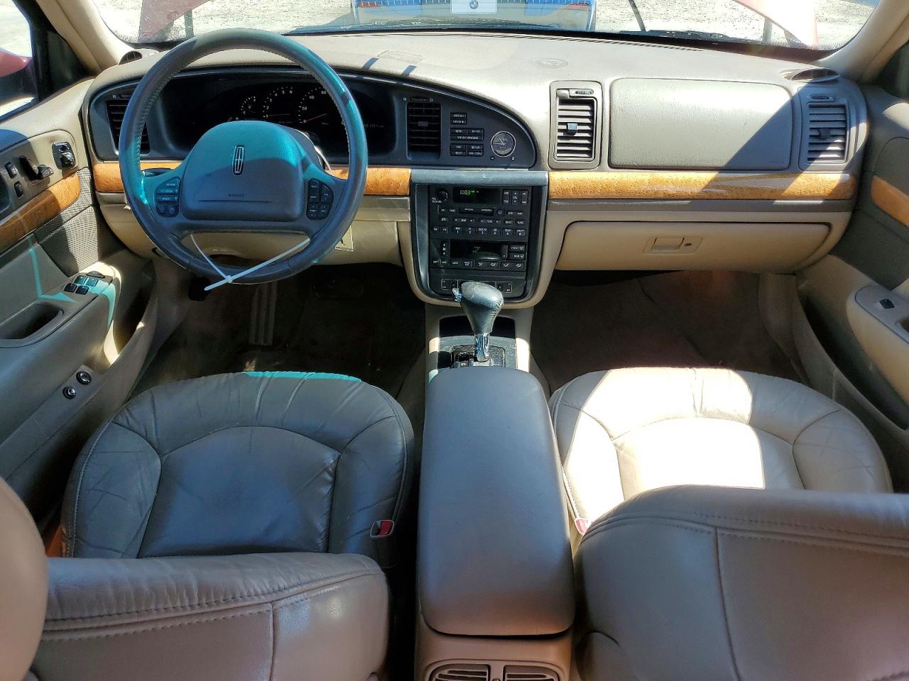 2002 Lincoln Continental Burgundy vin: 1LNHM97V92Y624148