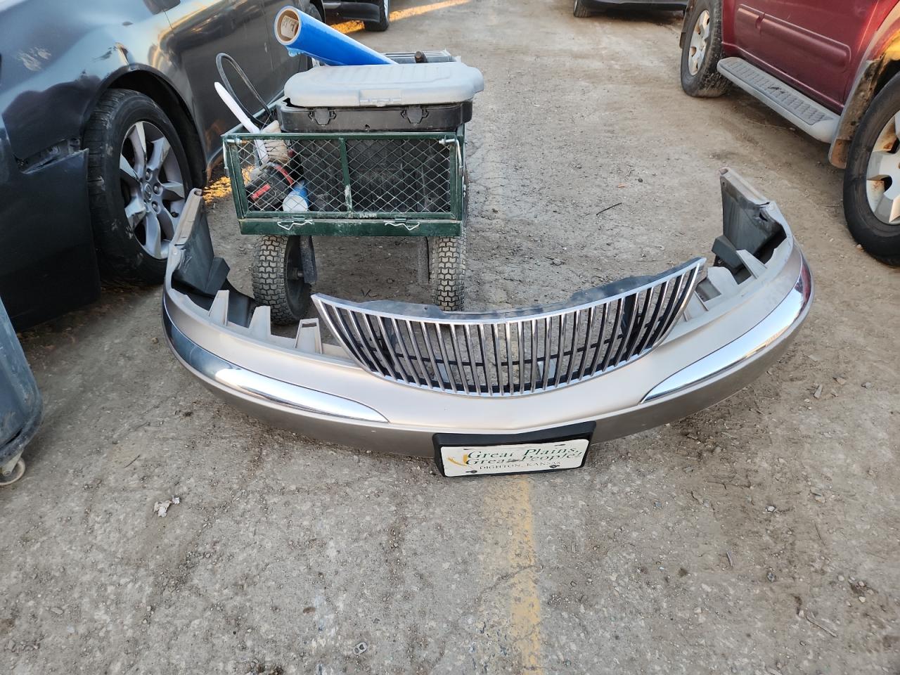 1999 Lincoln Continental Silver vin: 1LNHM97V9XY626635