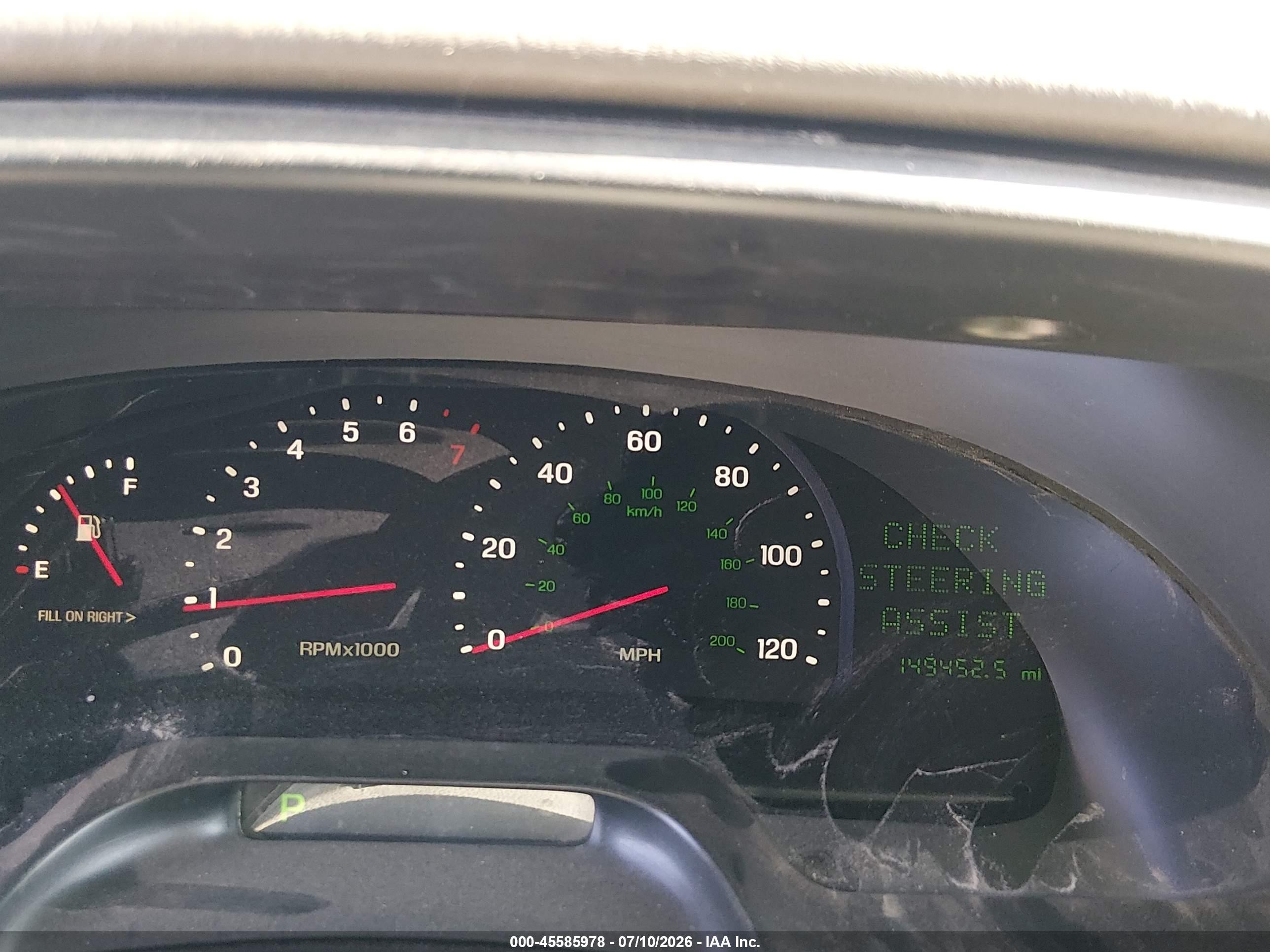 2002 Lincoln Continental   Кремовый vin: 1LNHM97VX2Y695942