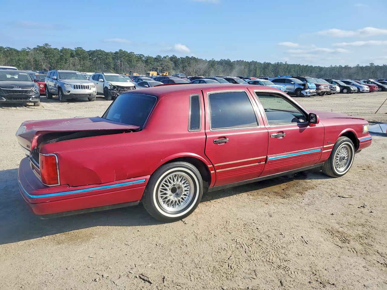 1995 Lincoln Town Car Executive Burgundy vin: 1LNLM81W0SY713631