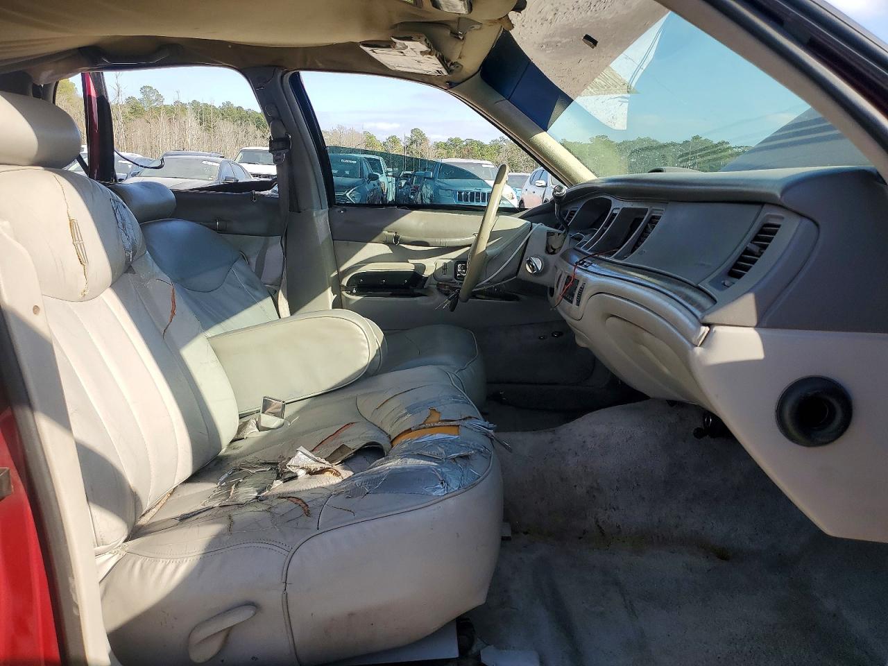 1995 Lincoln Town Car Executive Burgundy vin: 1LNLM81W0SY713631