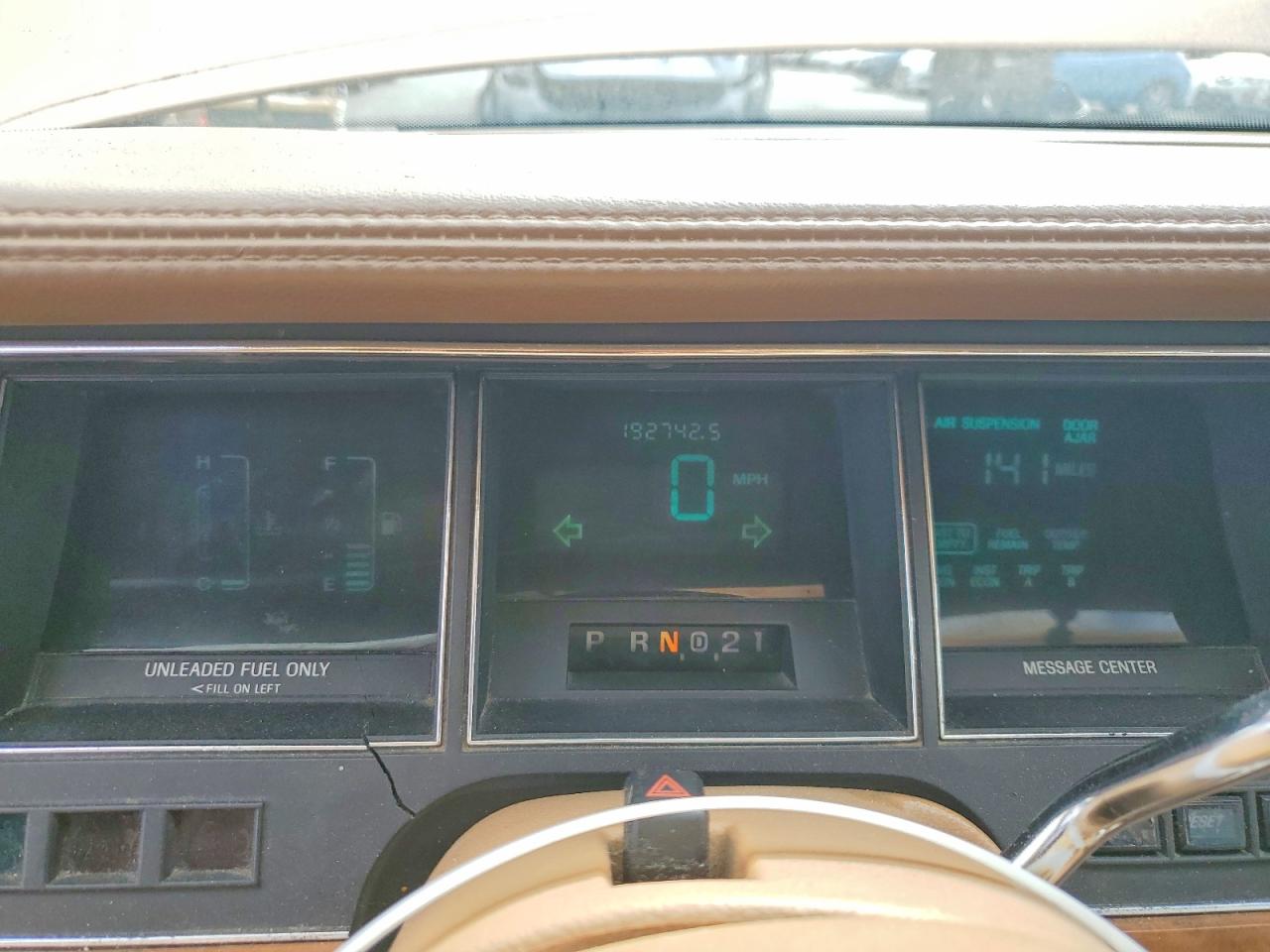 1994 Lincoln Town Car Executive Pink vin: 1LNLM81W5RY693239