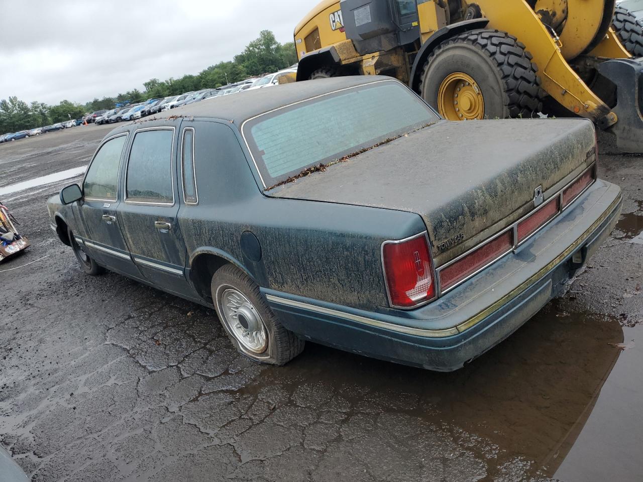 1995 Lincoln Town Car Executive Green vin: 1LNLM81W7SY707938