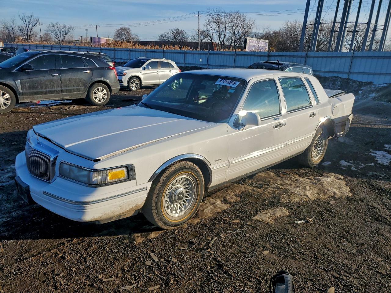 1995 Lincoln Town Car Executive White vin: 1LNLM81W8SY725171