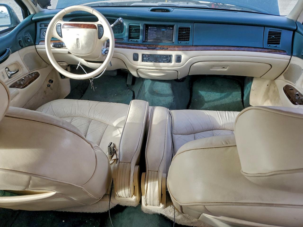 1995 Lincoln Town Car Executive Зеленый vin: 1LNLM81WXSY673249