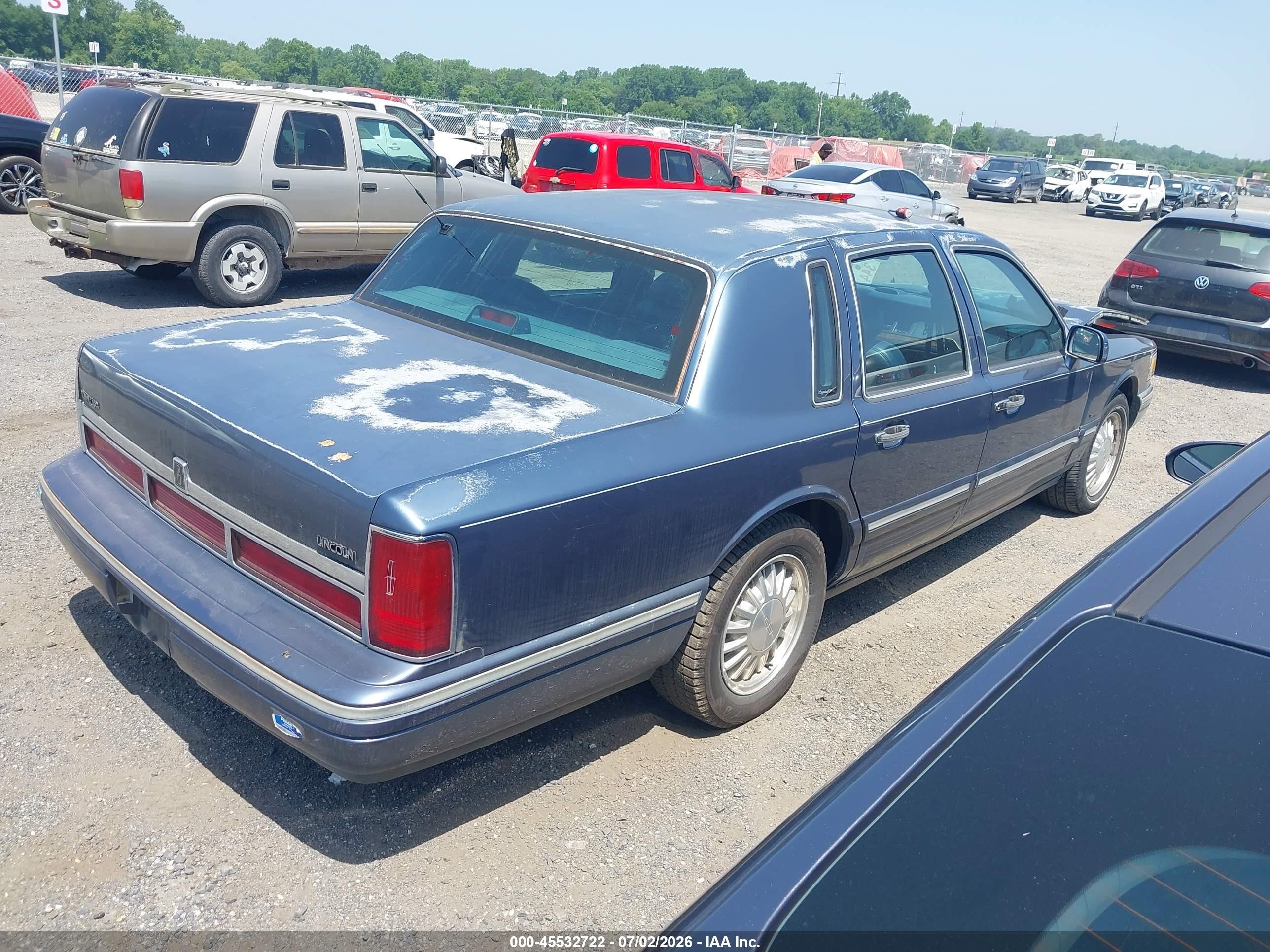 1996 Lincoln Town Car Sgn/dmnd Anv/cypress/jn Blue vin: 1LNLM82W4TY669908