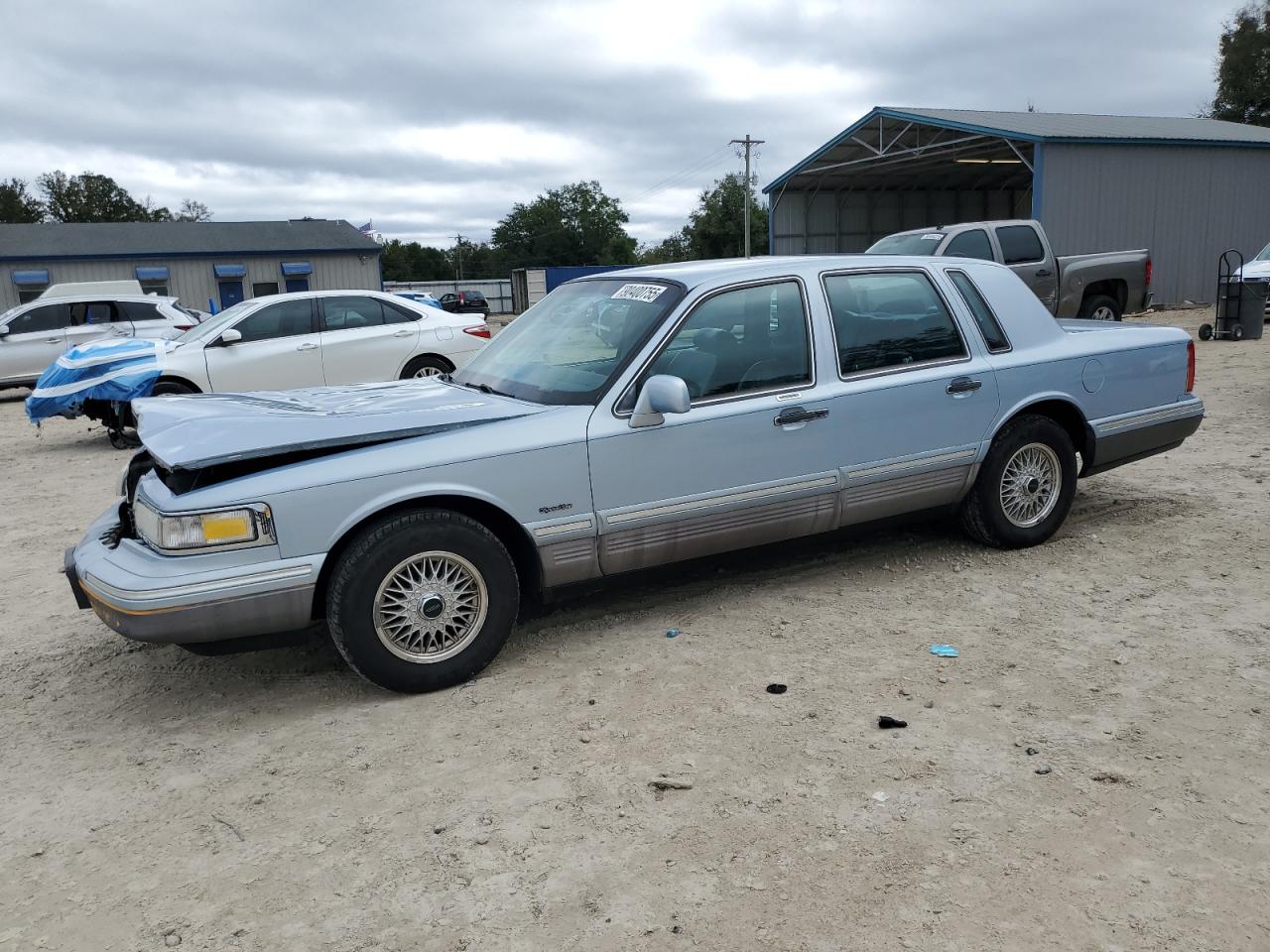 1997 Lincoln Town Car Signature Teal vin: 1LNLM82W7VY722233