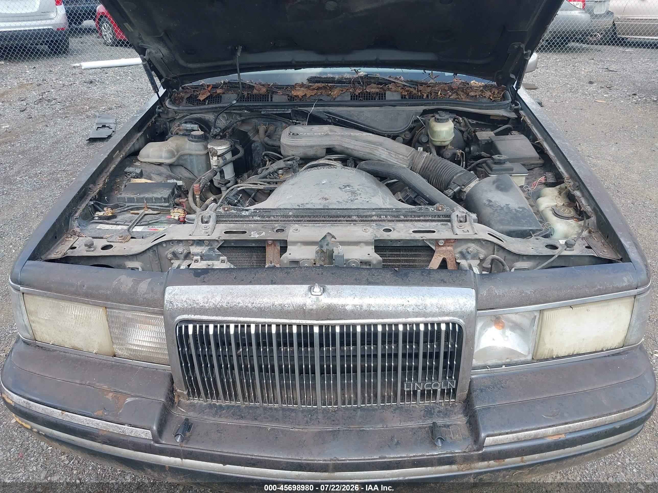 1993 Lincoln Town Car Cartier Gray vin: 1LNLM83W0PY742969