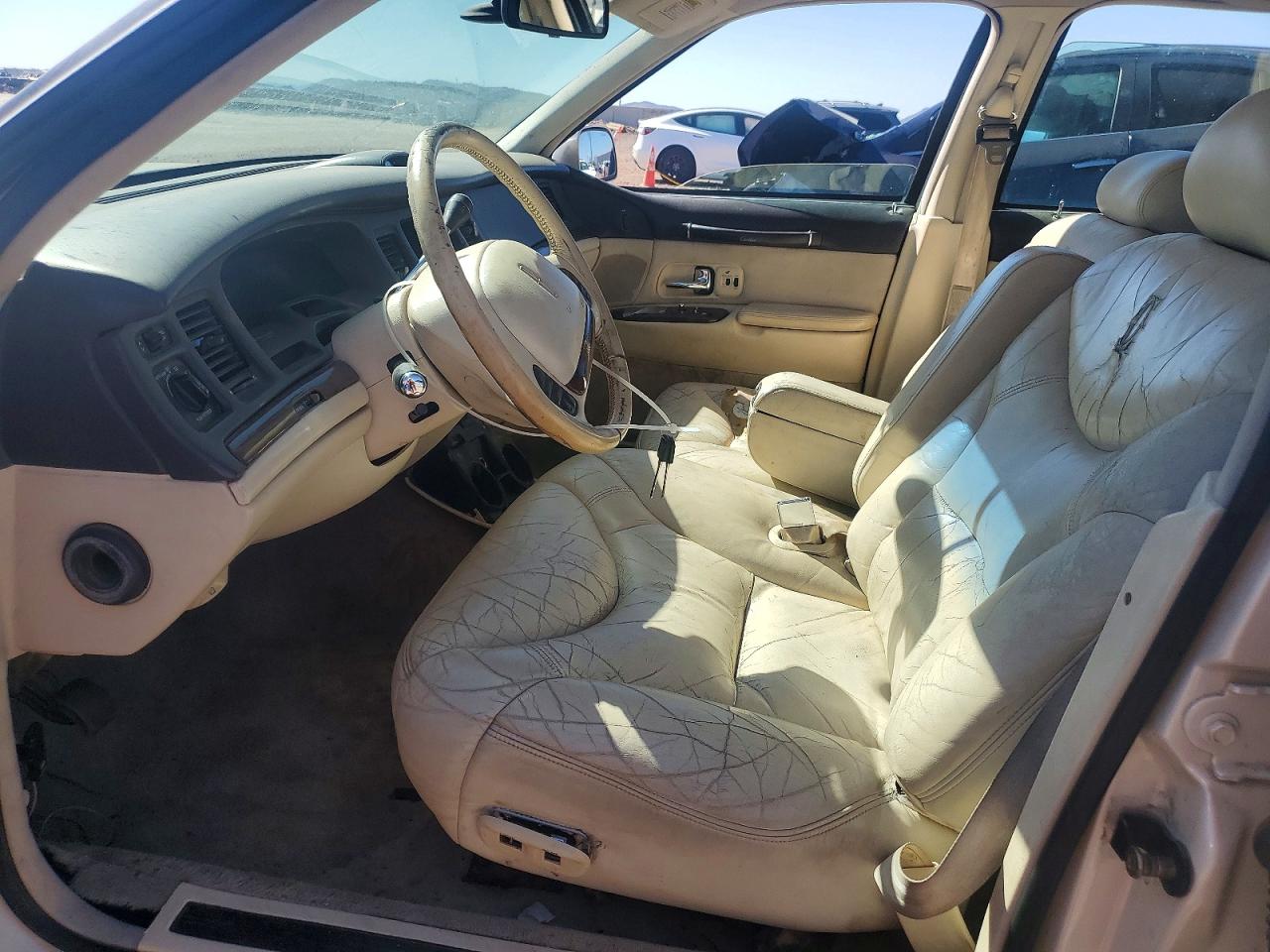 1995 Lincoln Town Car Cartier Beige vin: 1LNLM83W1SY615379