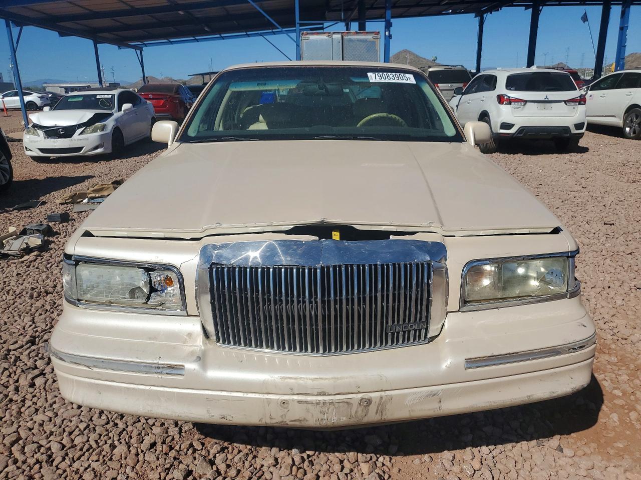 1995 Lincoln Town Car Cartier Beige vin: 1LNLM83W1SY615379