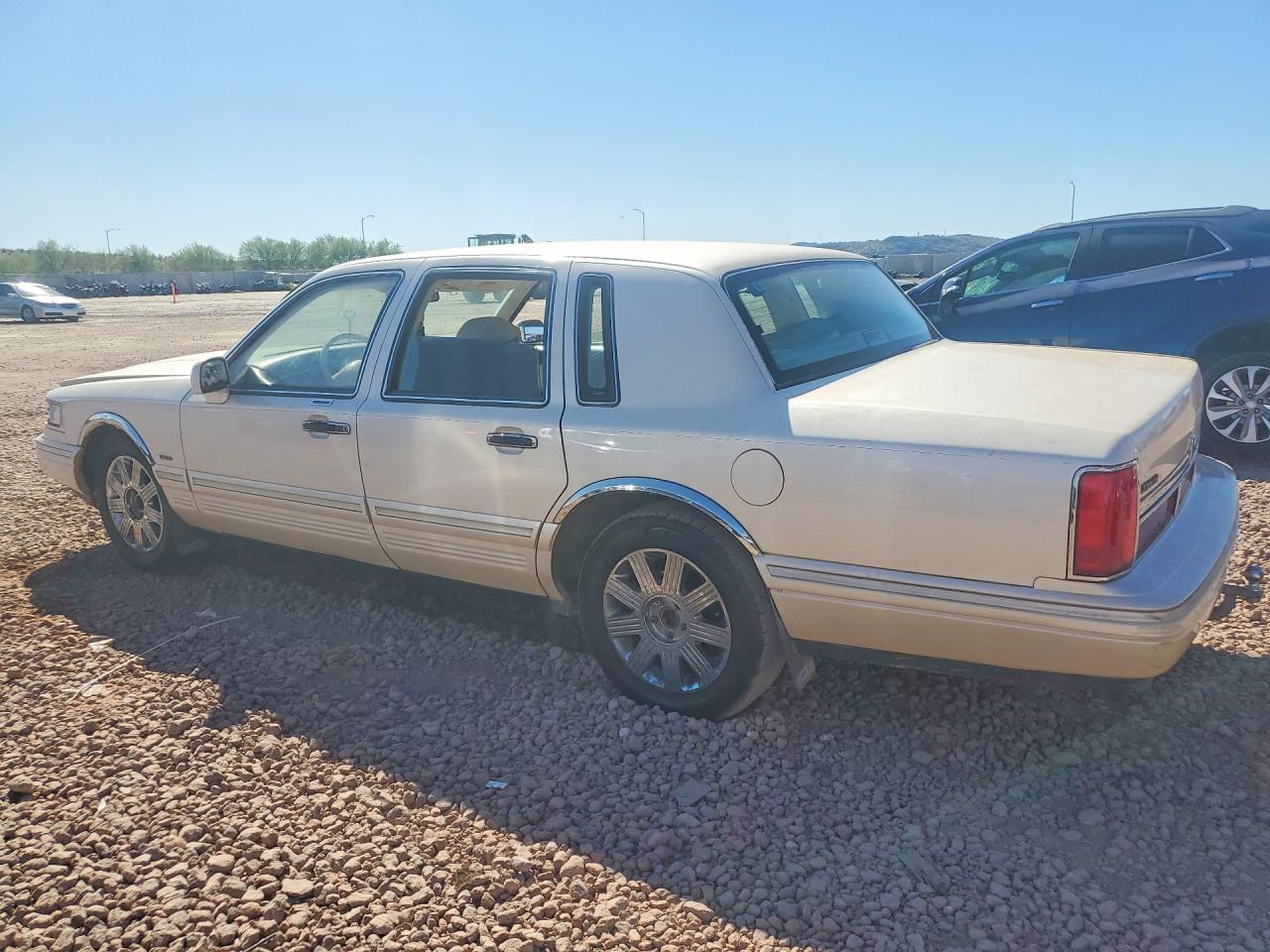 1995 Lincoln Town Car Cartier Beige vin: 1LNLM83W1SY615379