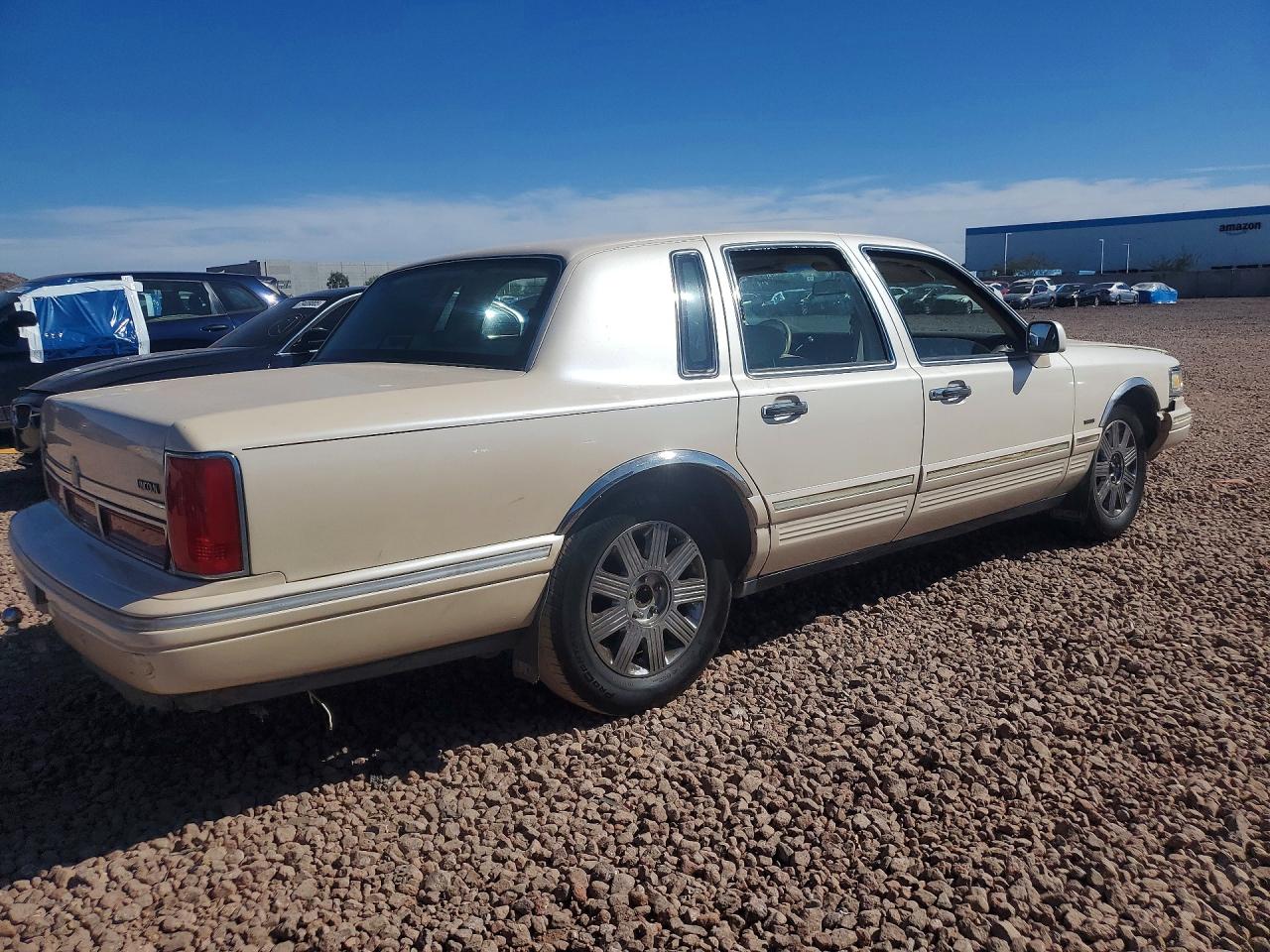 1995 Lincoln Town Car Cartier Beige vin: 1LNLM83W1SY615379
