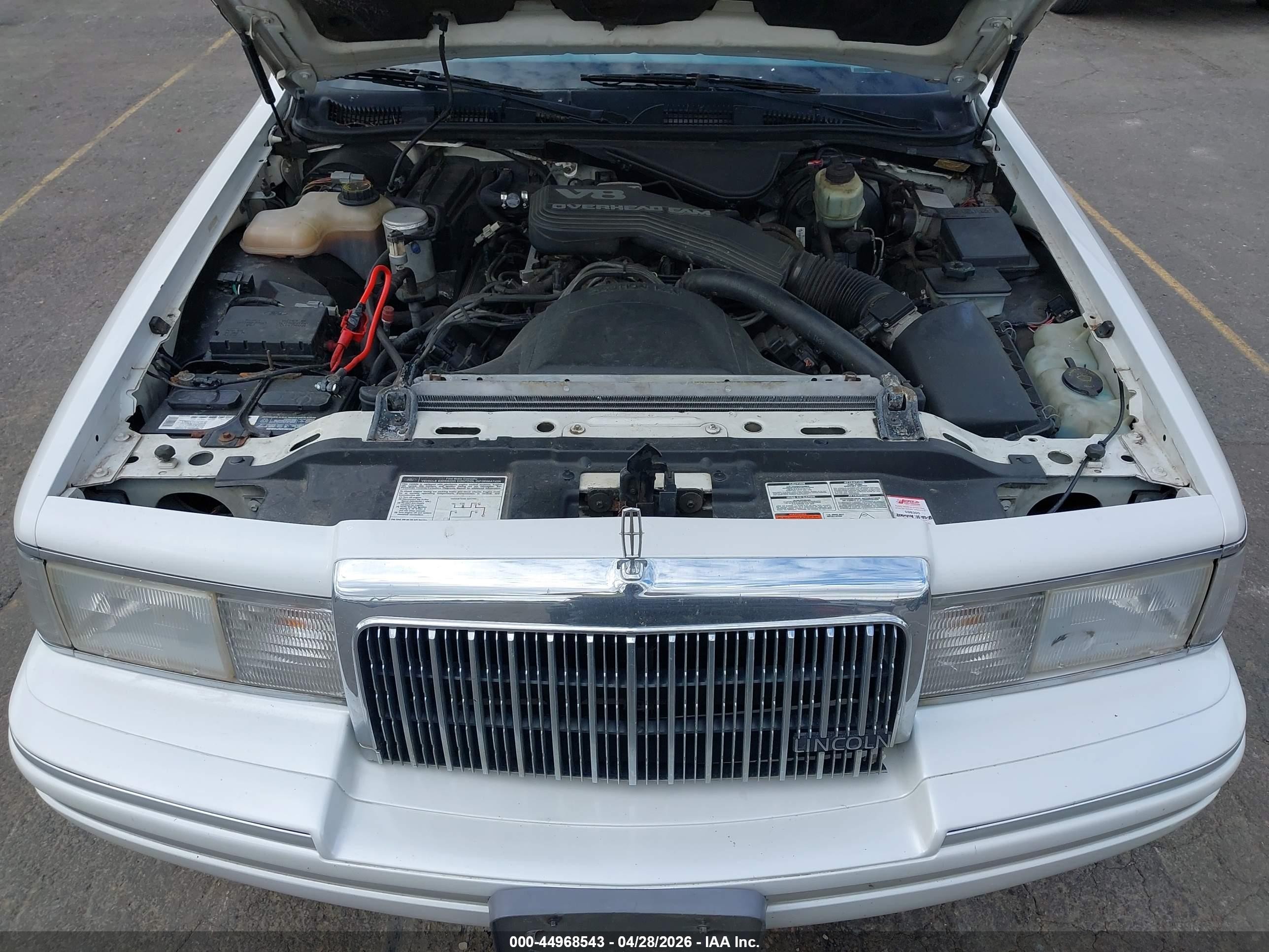 1993 Lincoln Town Car Cartier White vin: 1LNLM83W3PY633485