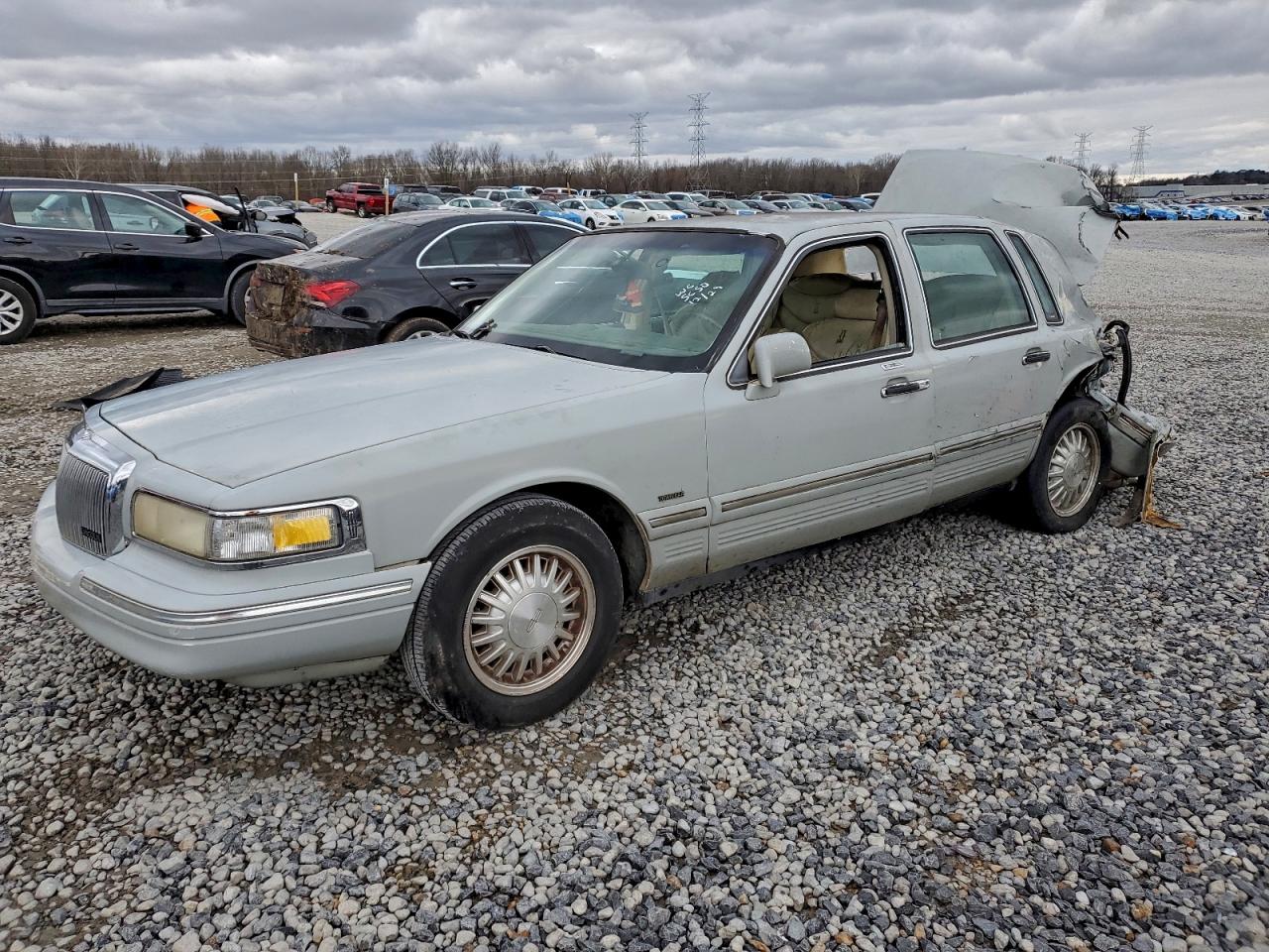 1995 Lincoln Town Car Cartier Silver vin: 1LNLM83W6SY692605