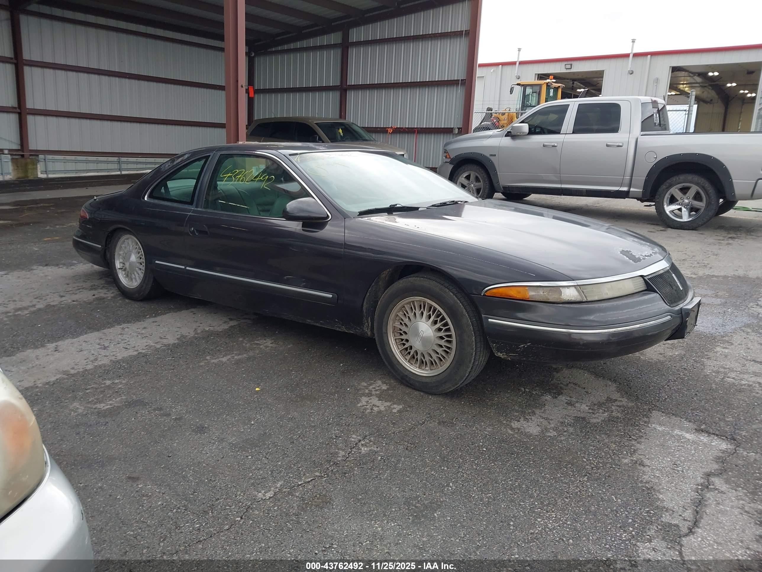 1994 Lincoln Mark Viii   Black vin: 1LNLM91V2RY695690