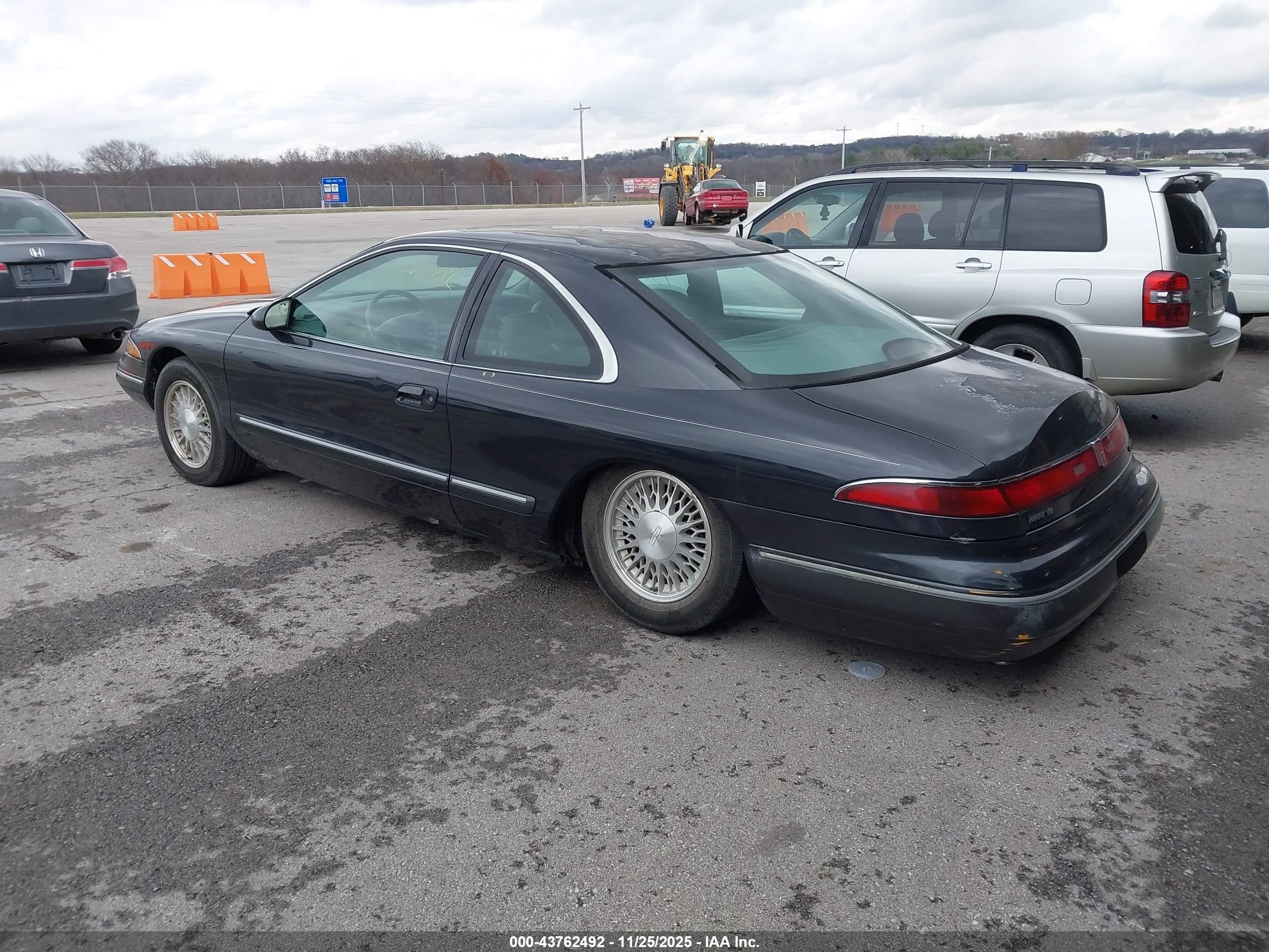 1994 Lincoln Mark Viii   Black vin: 1LNLM91V2RY695690
