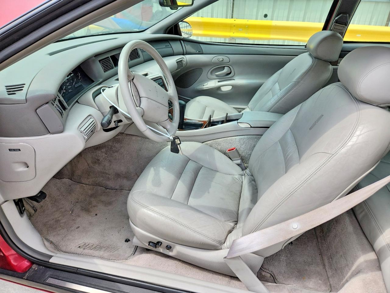 1995 Lincoln Mark Viii Red vin: 1LNLM91V2SY644728