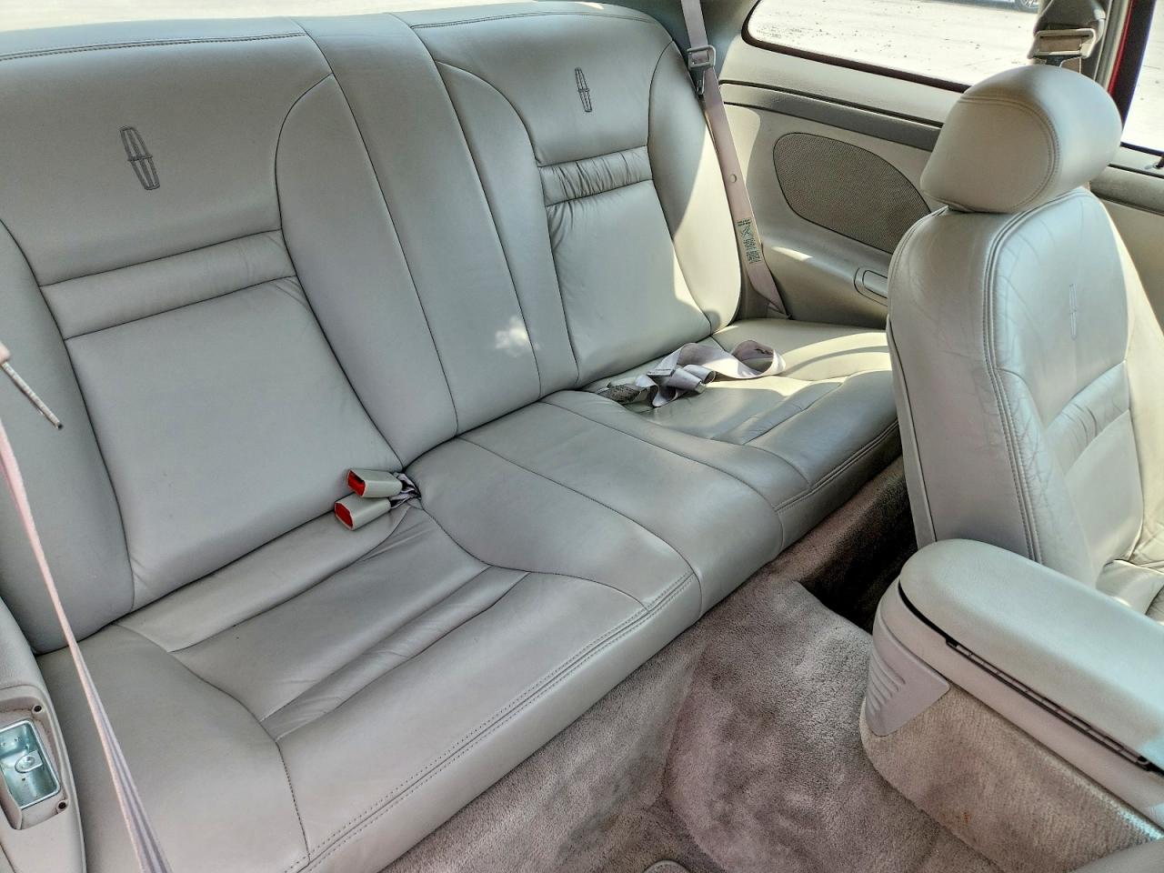 1995 Lincoln Mark Viii Red vin: 1LNLM91V2SY644728