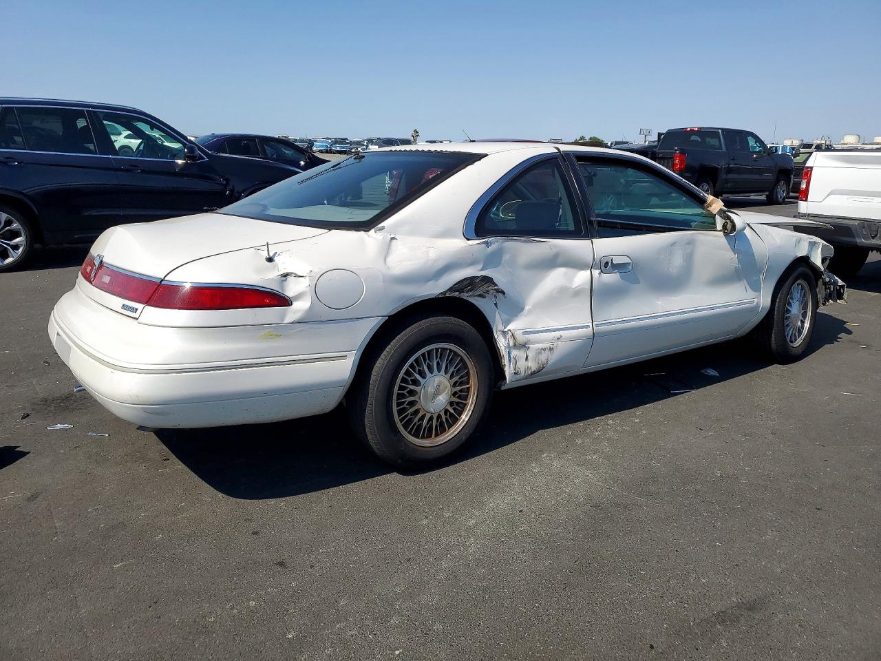 1993 Lincoln Mark Viii White vin: 1LNLM91V3PY680192