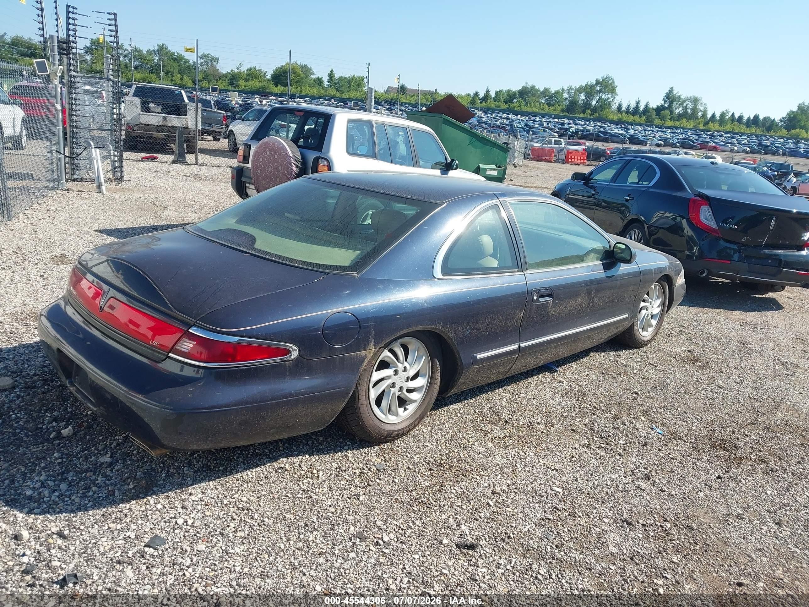1997 Lincoln Mark Viii   Blue vin: 1LNLM91V3VY610740