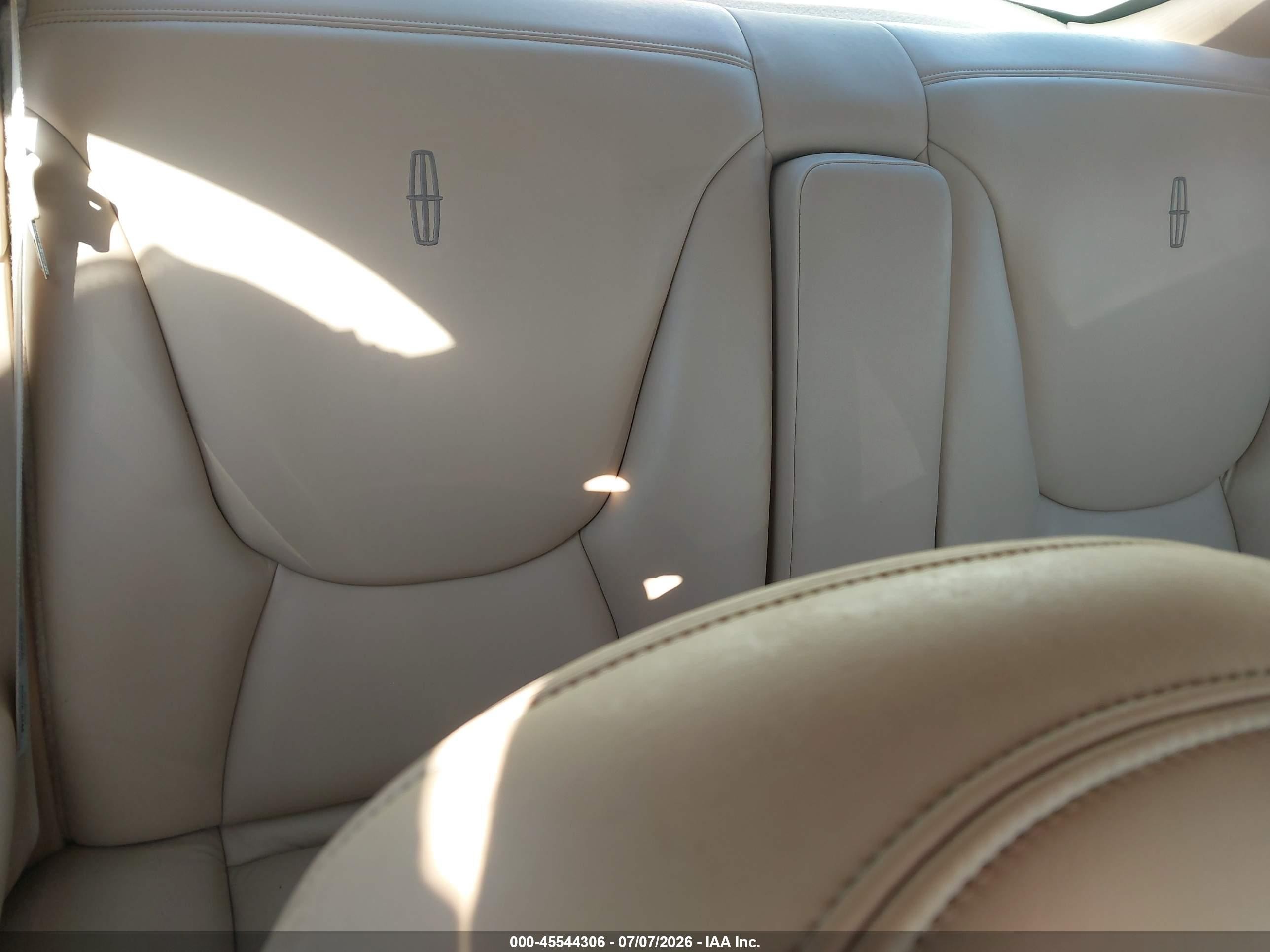 1997 Lincoln Mark Viii   Blue vin: 1LNLM91V3VY610740