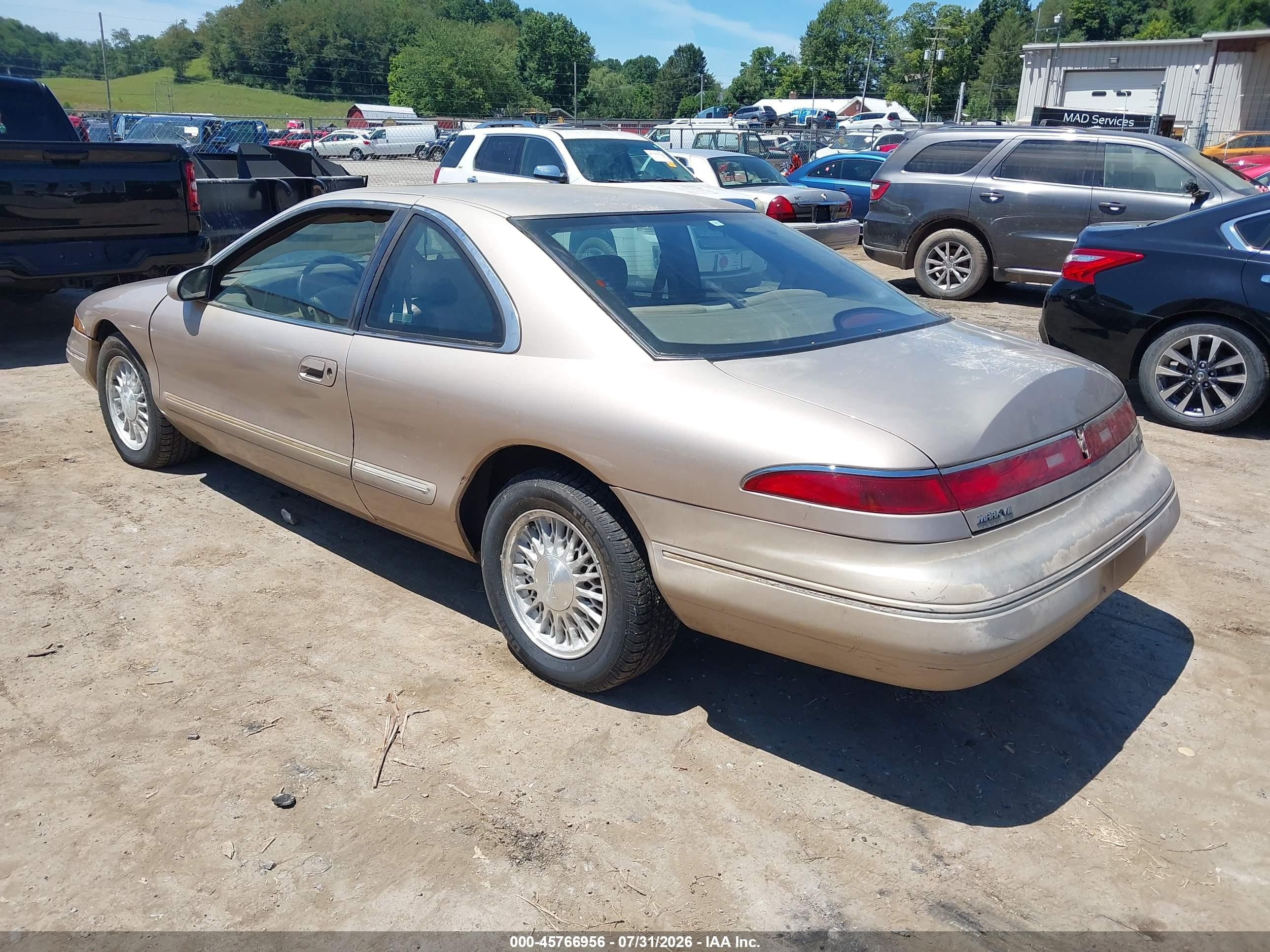 1993 Lincoln Mark Viii   Brown vin: 1LNLM91V4PY689435
