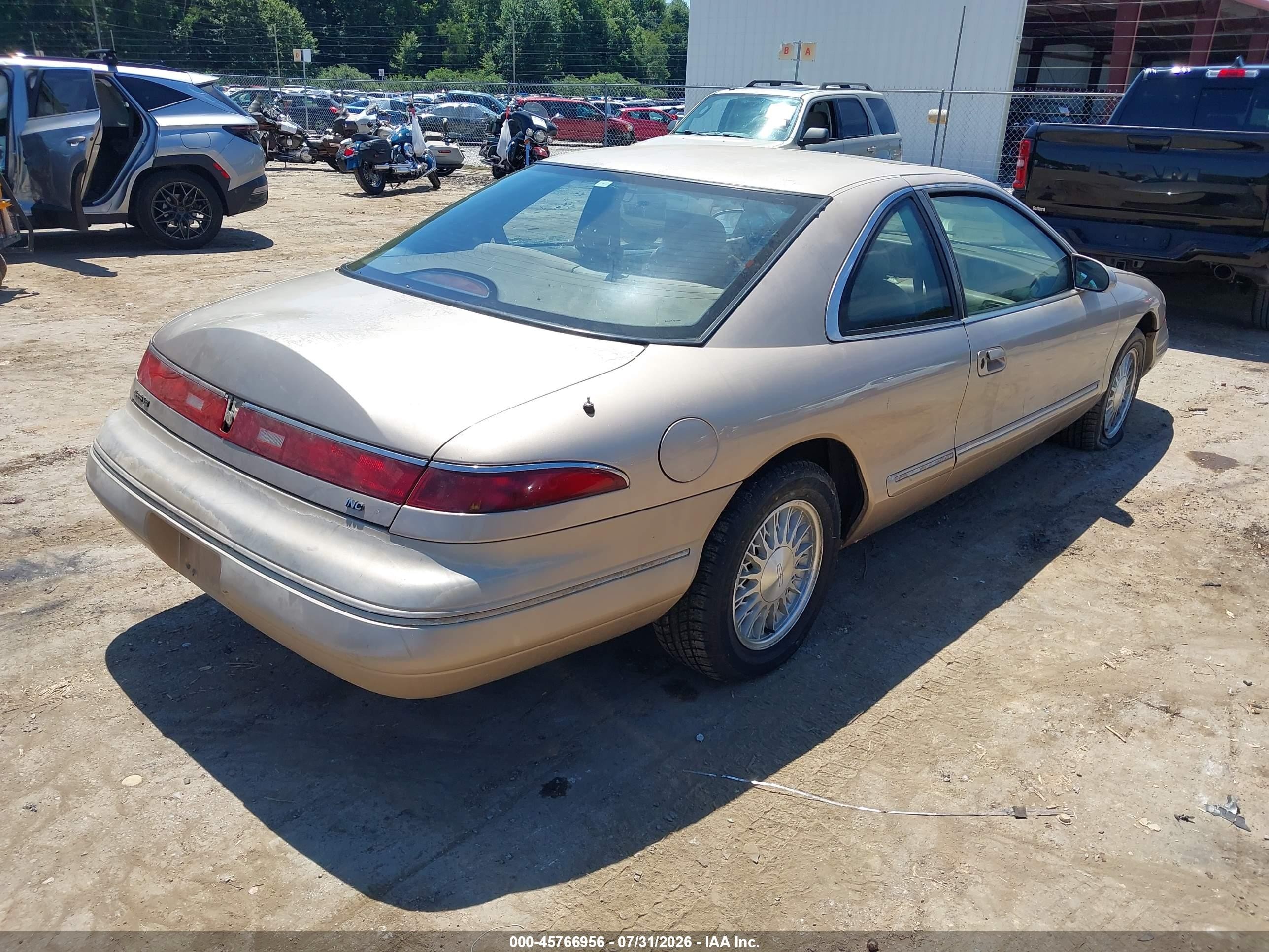 1993 Lincoln Mark Viii   Brown vin: 1LNLM91V4PY689435