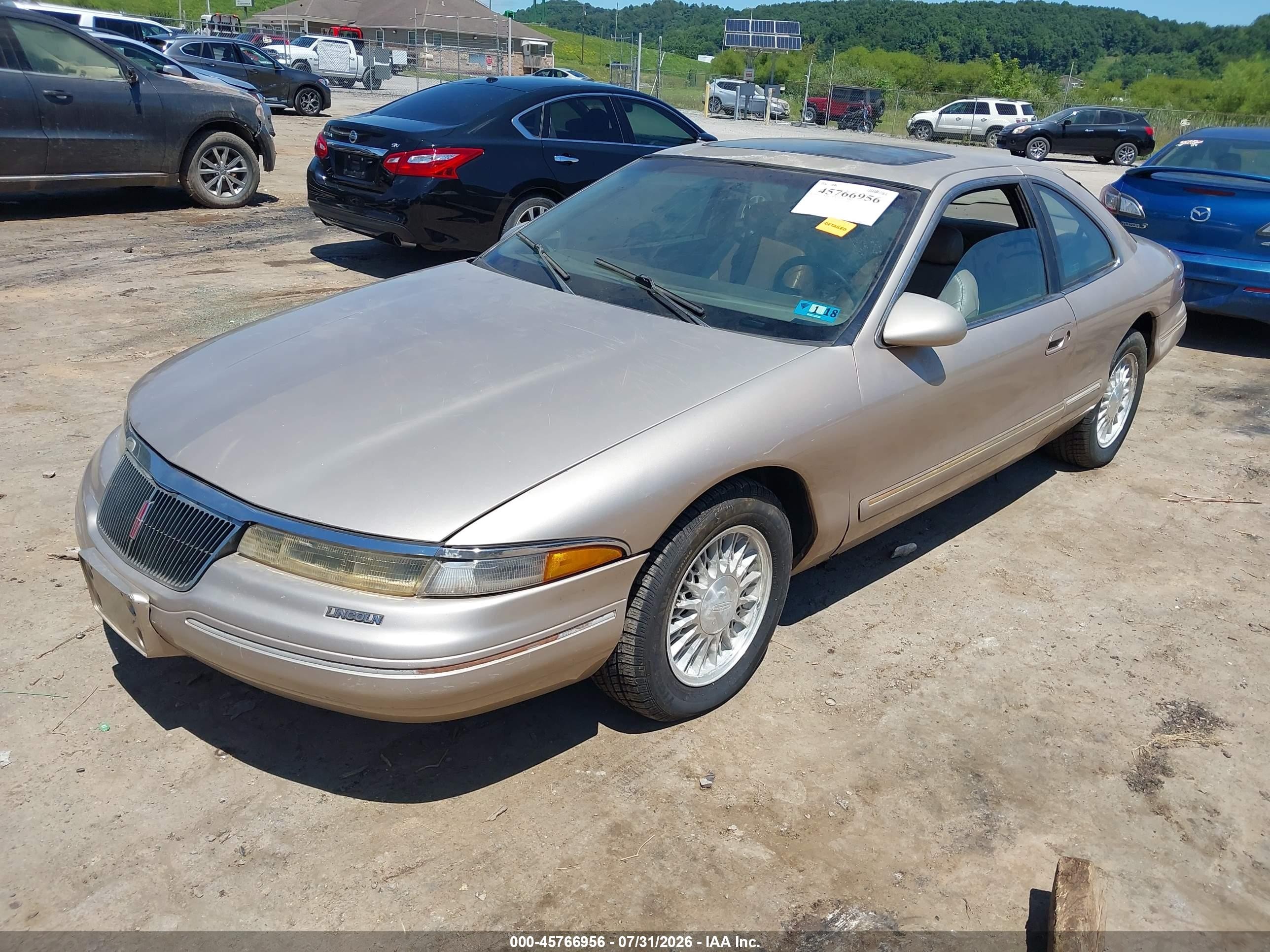 1993 Lincoln Mark Viii   Brown vin: 1LNLM91V4PY689435