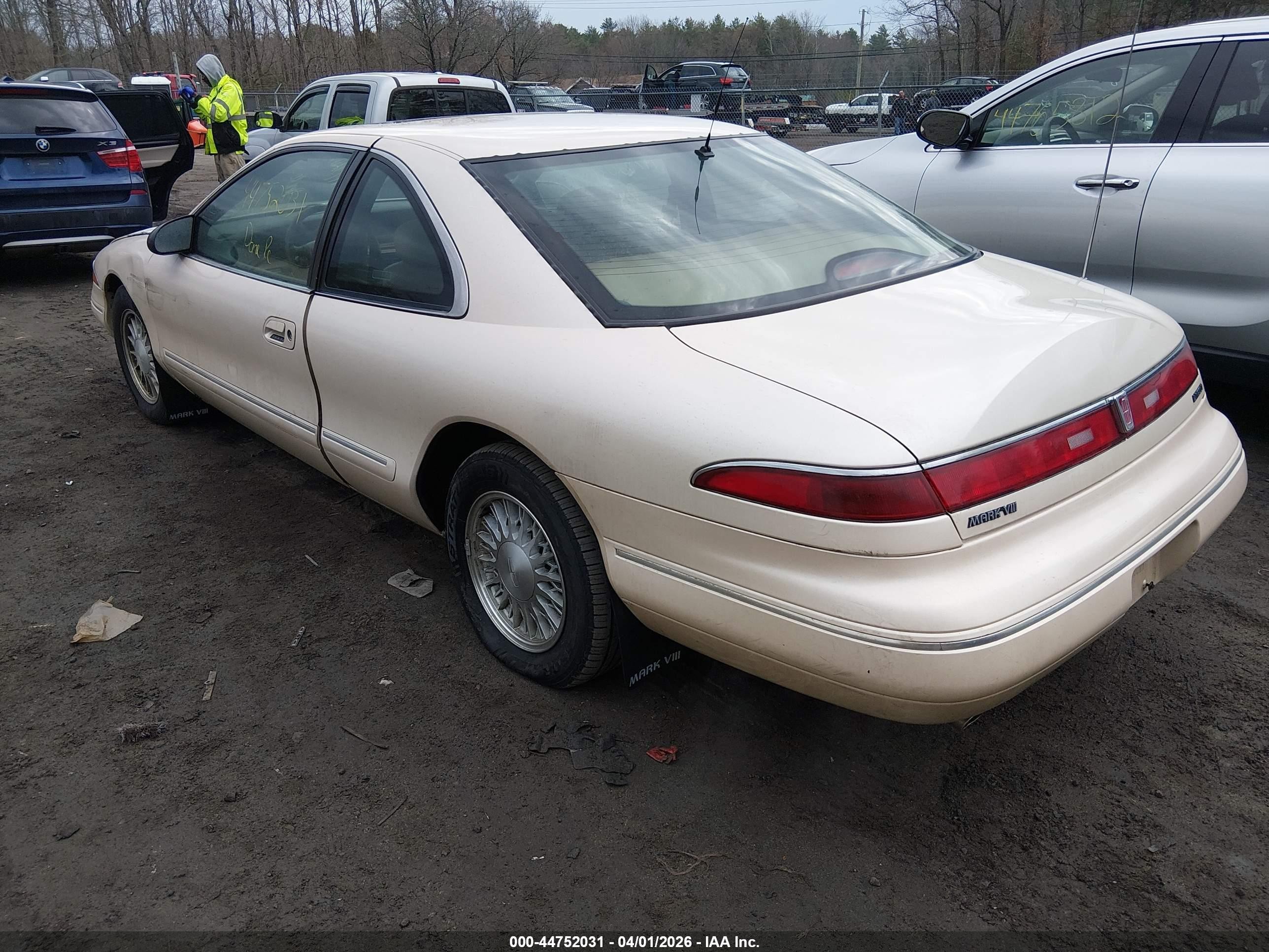 1995 Lincoln Mark Viii Lsc Beige vin: 1LNLM91V4SY604375