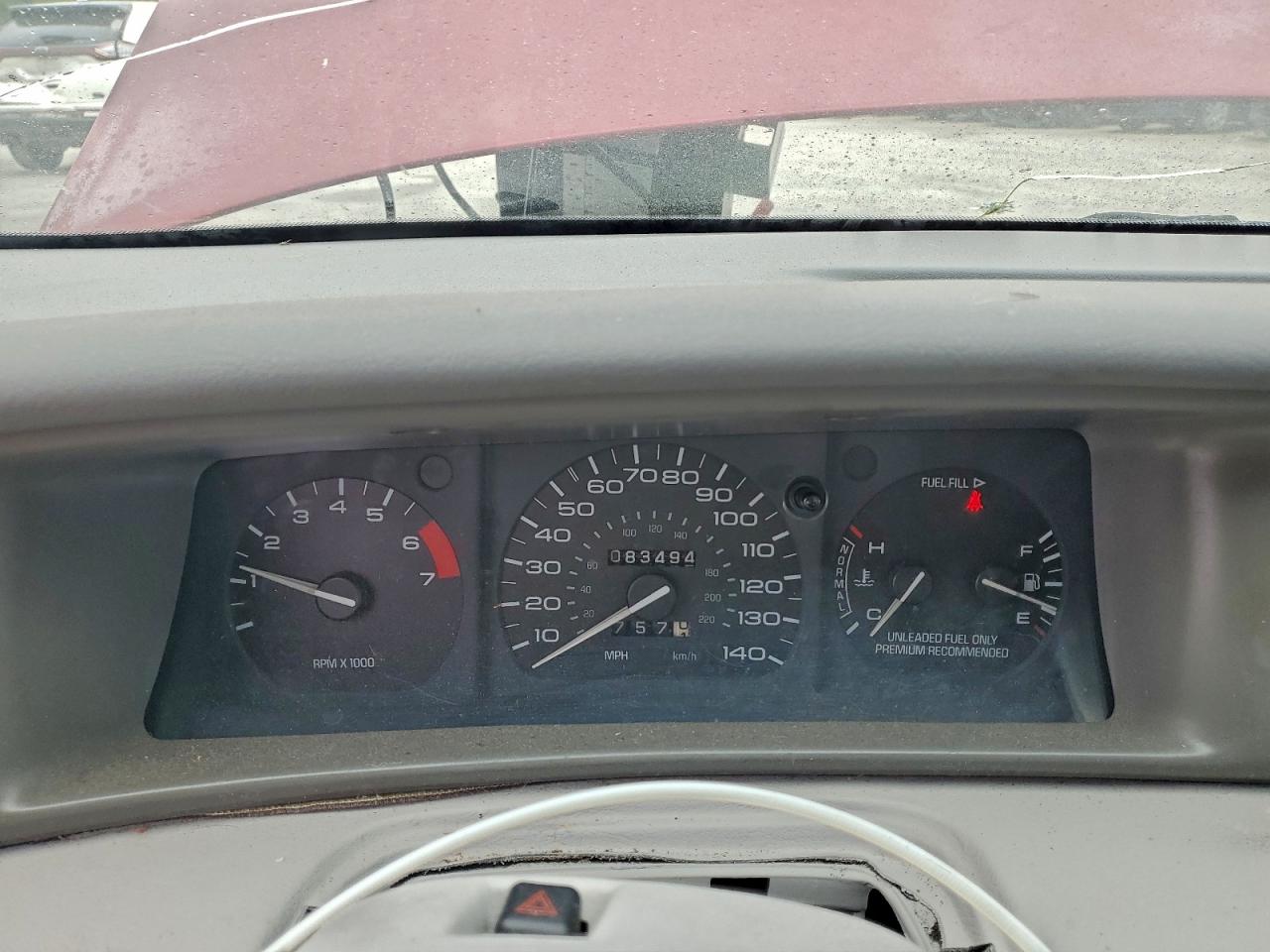 1995 Lincoln Mark Viii Base Red vin: 1LNLM91V4SY727111