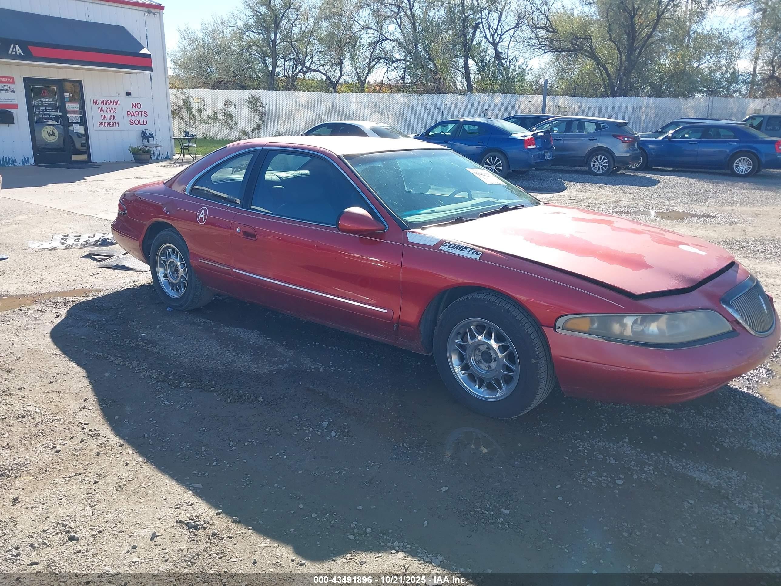 1997 Lincoln Mark Viii   Red vin: 1LNLM91V4VY637025