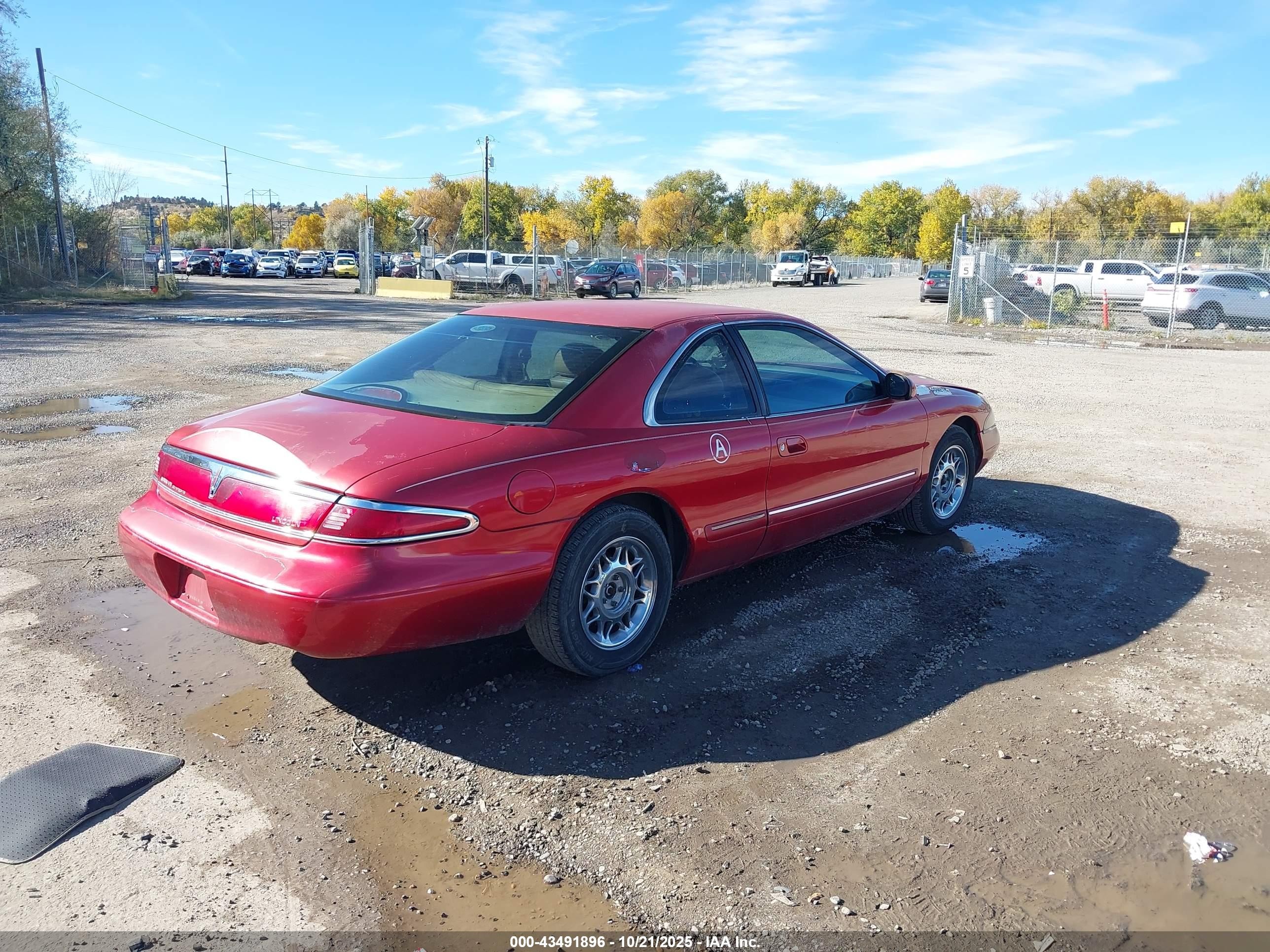 1997 Lincoln Mark Viii   Red vin: 1LNLM91V4VY637025