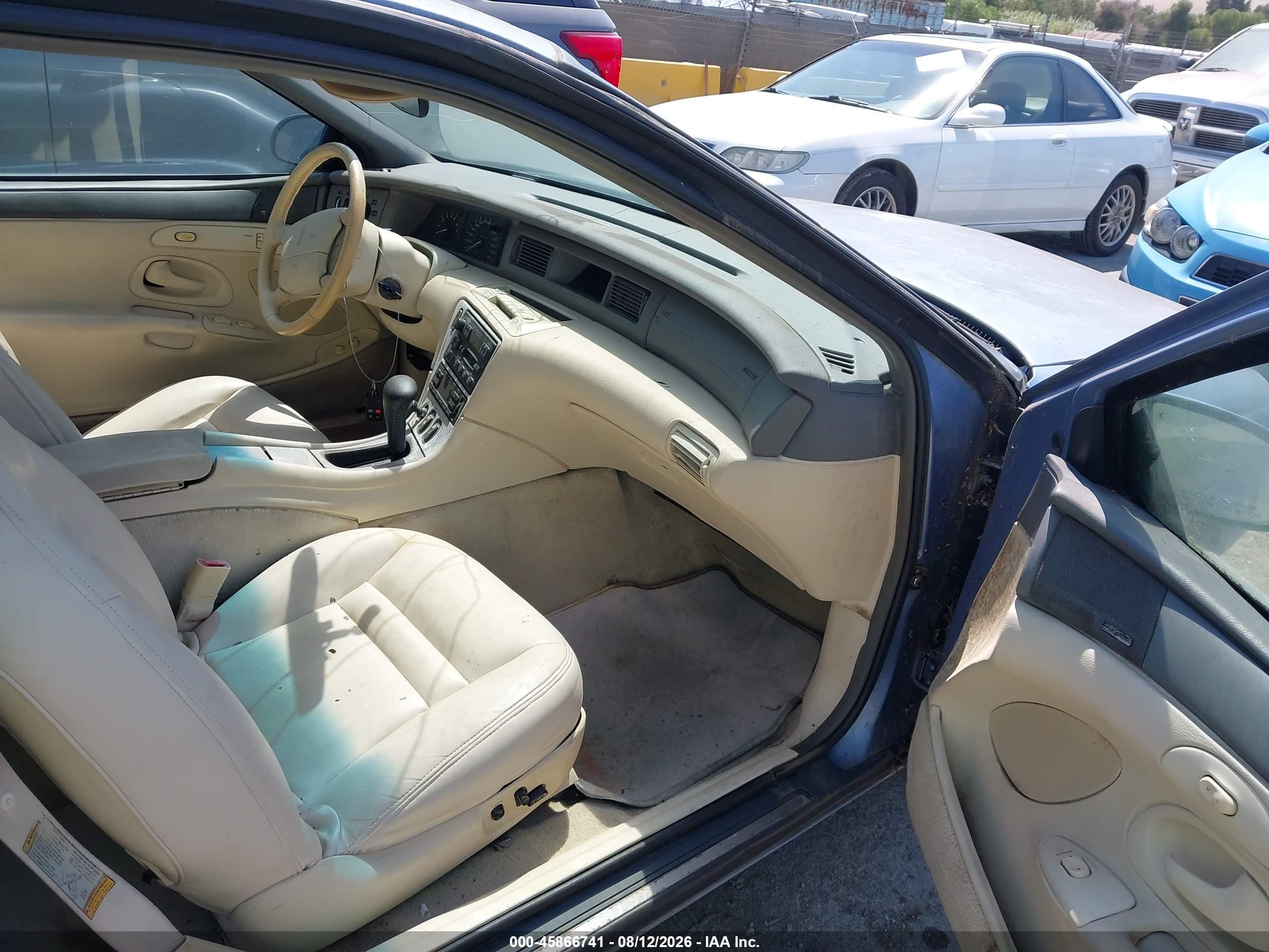 1995 Lincoln Mark Viii Lsc Light Blue vin: 1LNLM91V5SY703366