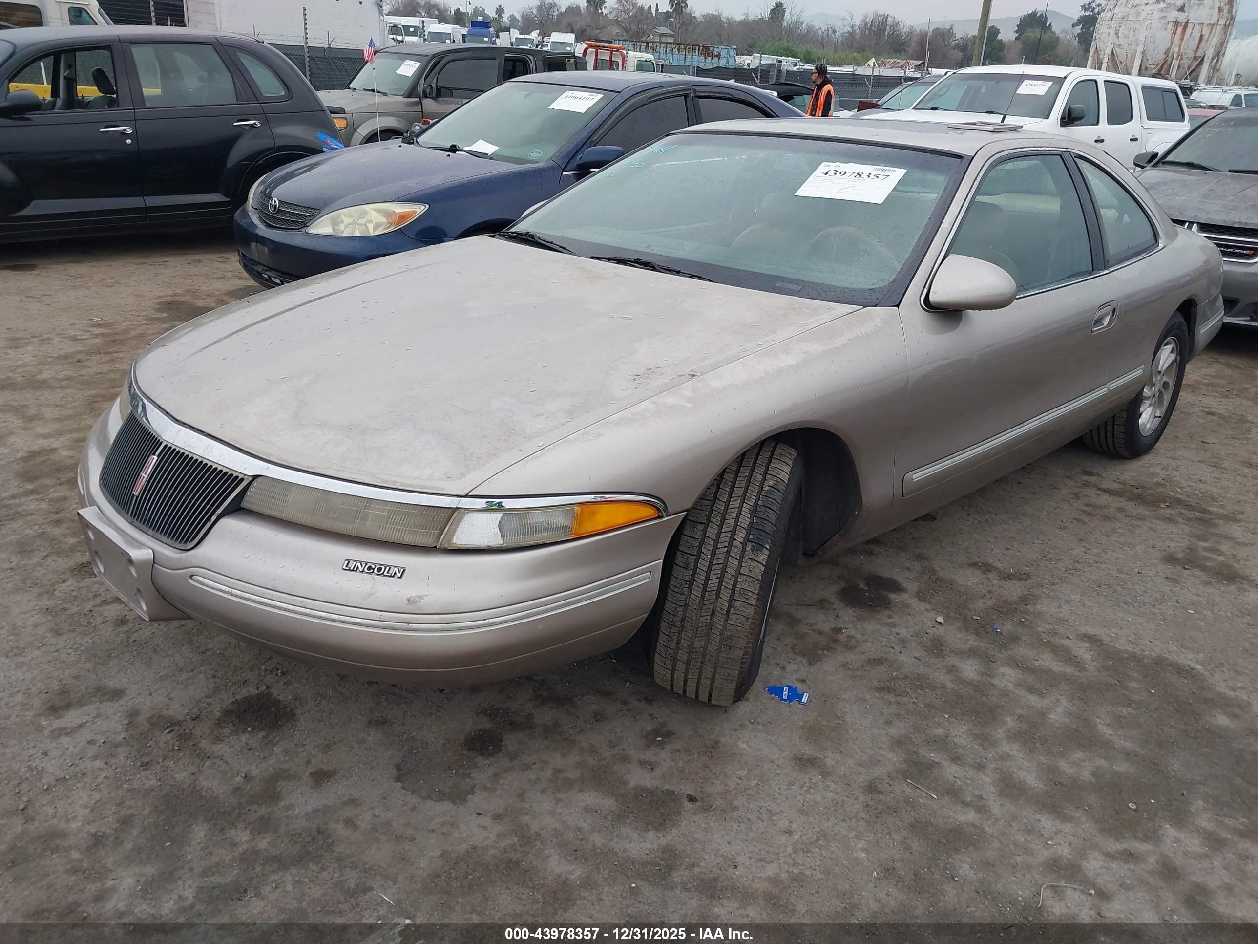 1995 Lincoln Mark Viii Lsc Gold vin: 1LNLM91V6SY764483