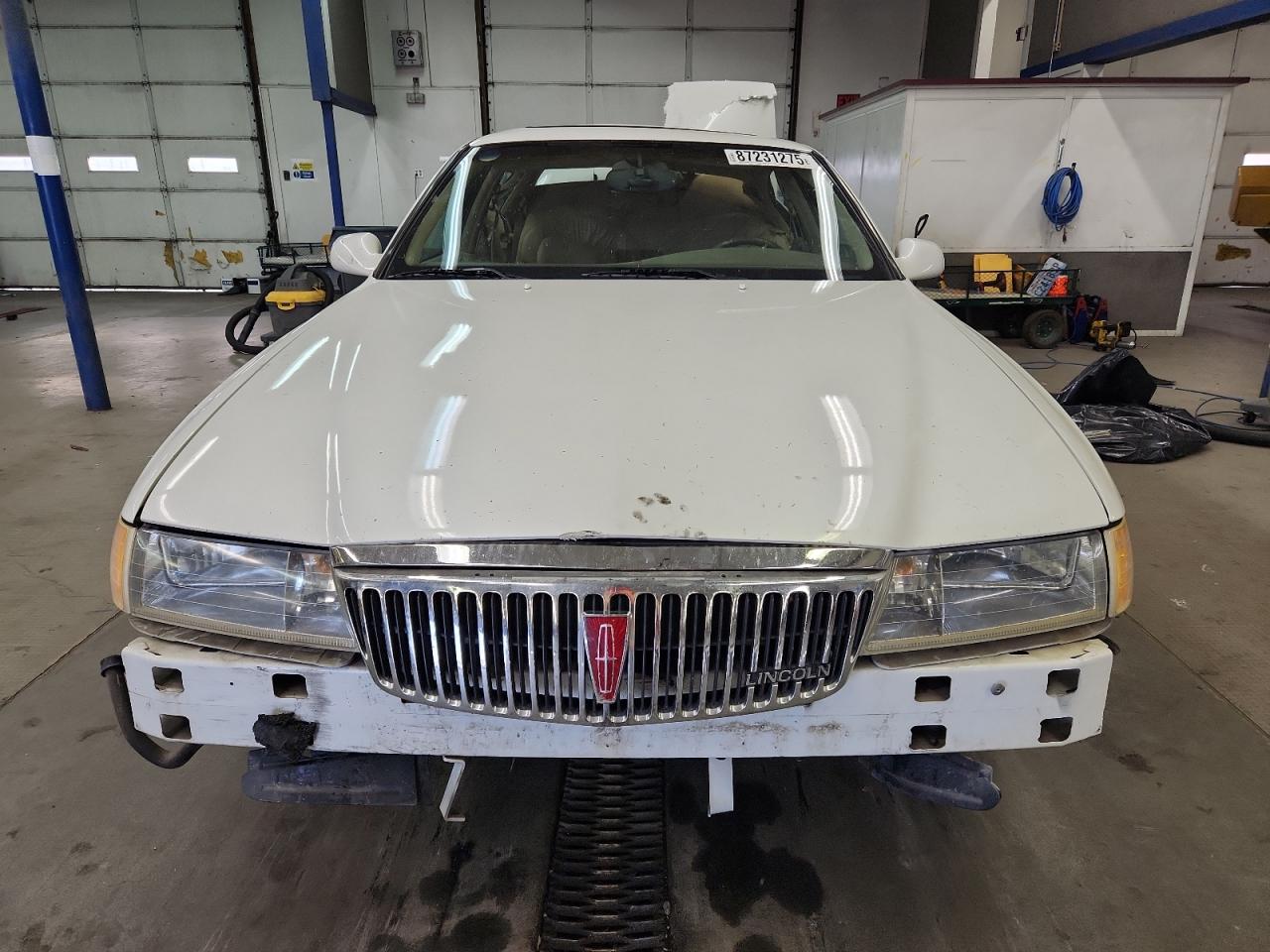 1997 Lincoln Continental White vin: 1LNLM97V1VY612378