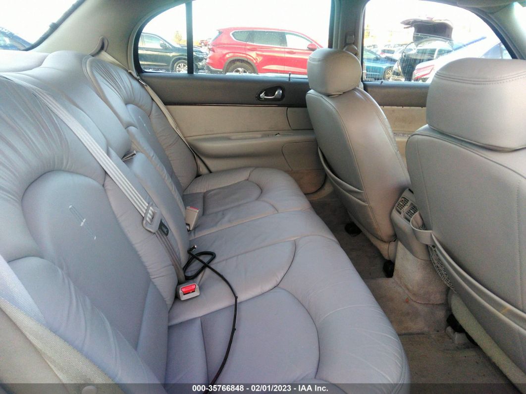 1995 Lincoln Continental   White vin: 1LNLM97V3SY765162