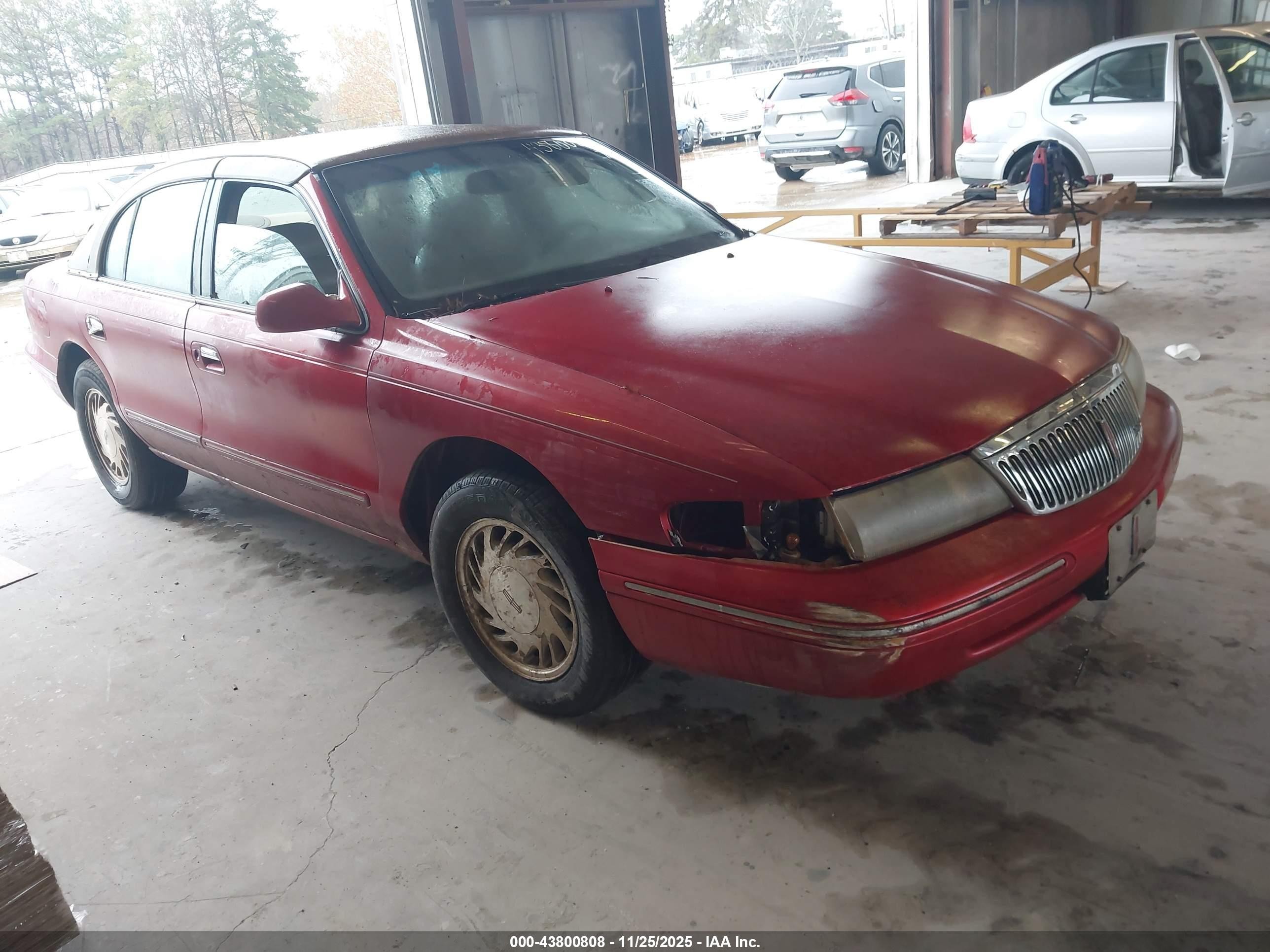 1997 Lincoln Continental   Red vin: 1LNLM97V3VY650906