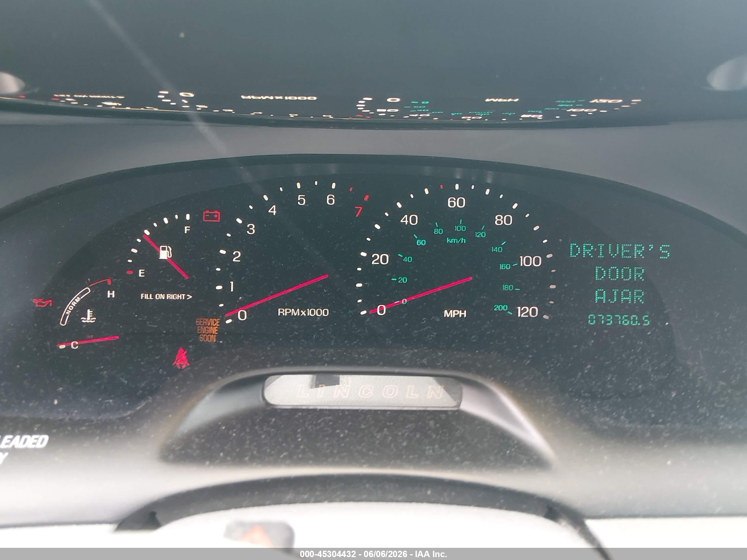 1997 Lincoln Continental   Серебряный vin: 1LNLM97V9VY619997