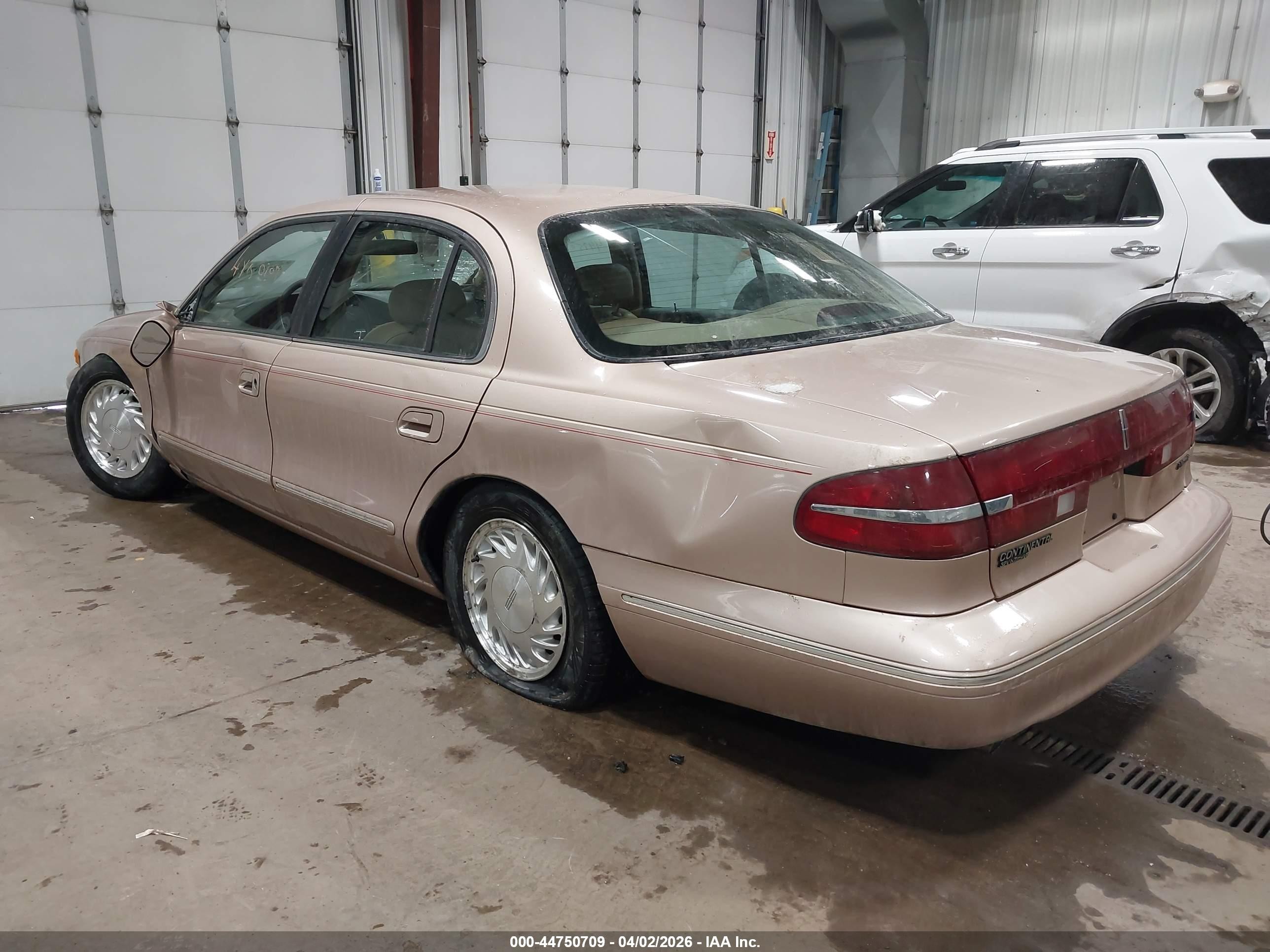 1996 Lincoln Continental Diamond Annive/spinnaker Gold vin: 1LNLM97VXTY710239