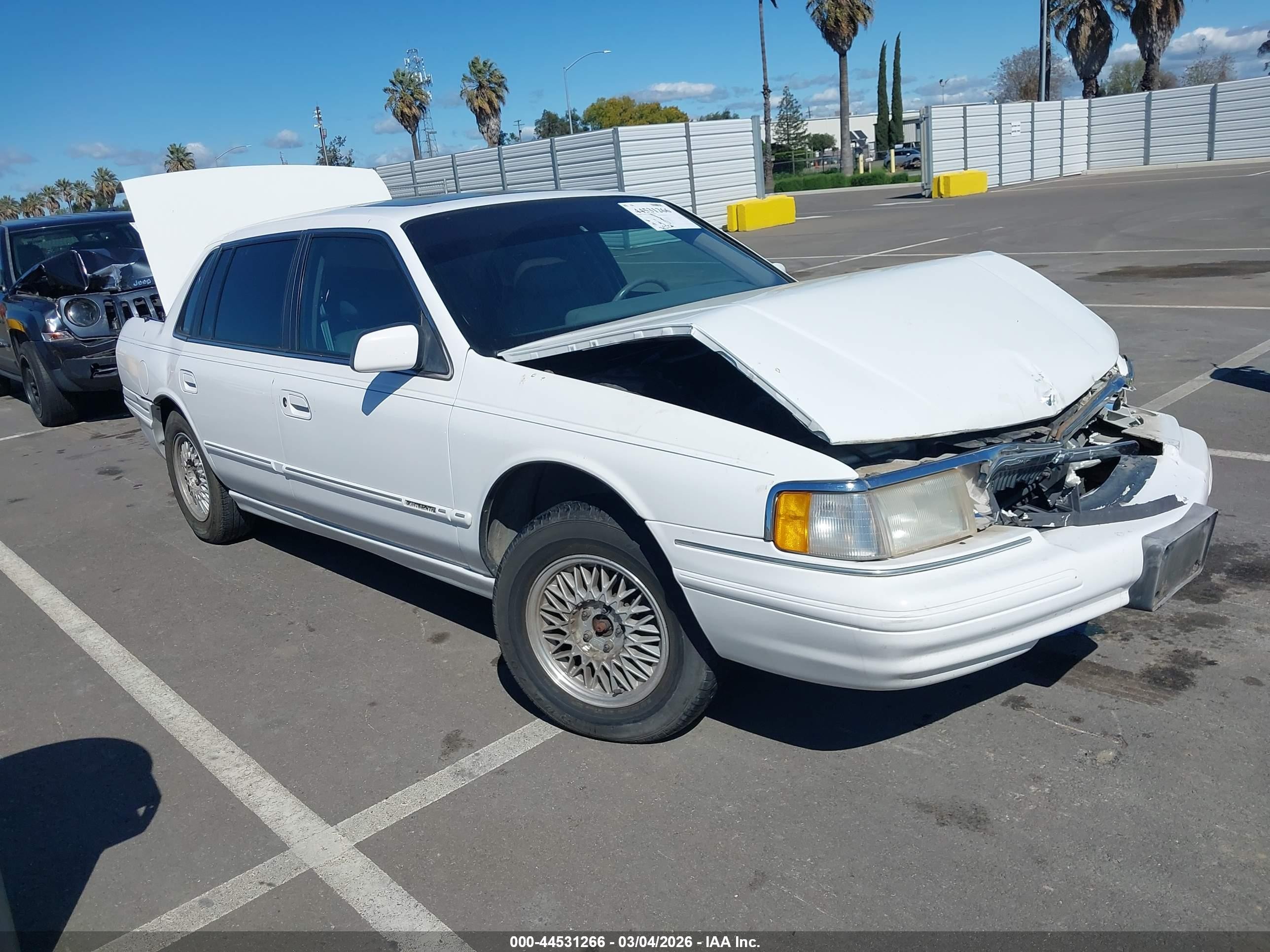 1994 Lincoln Continental Signature Белый vin: 1LNLM9847RY795619