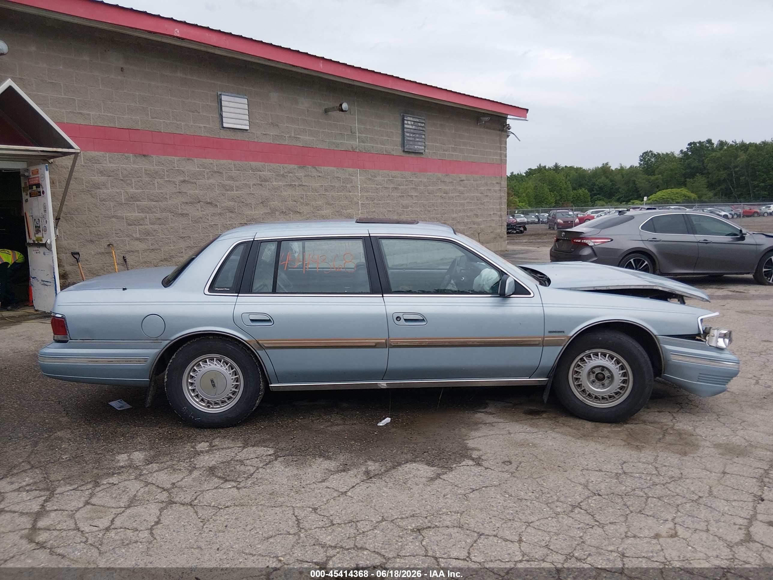 1990 Lincoln Continental Signature Синий vin: 1LNLM9848LY704039